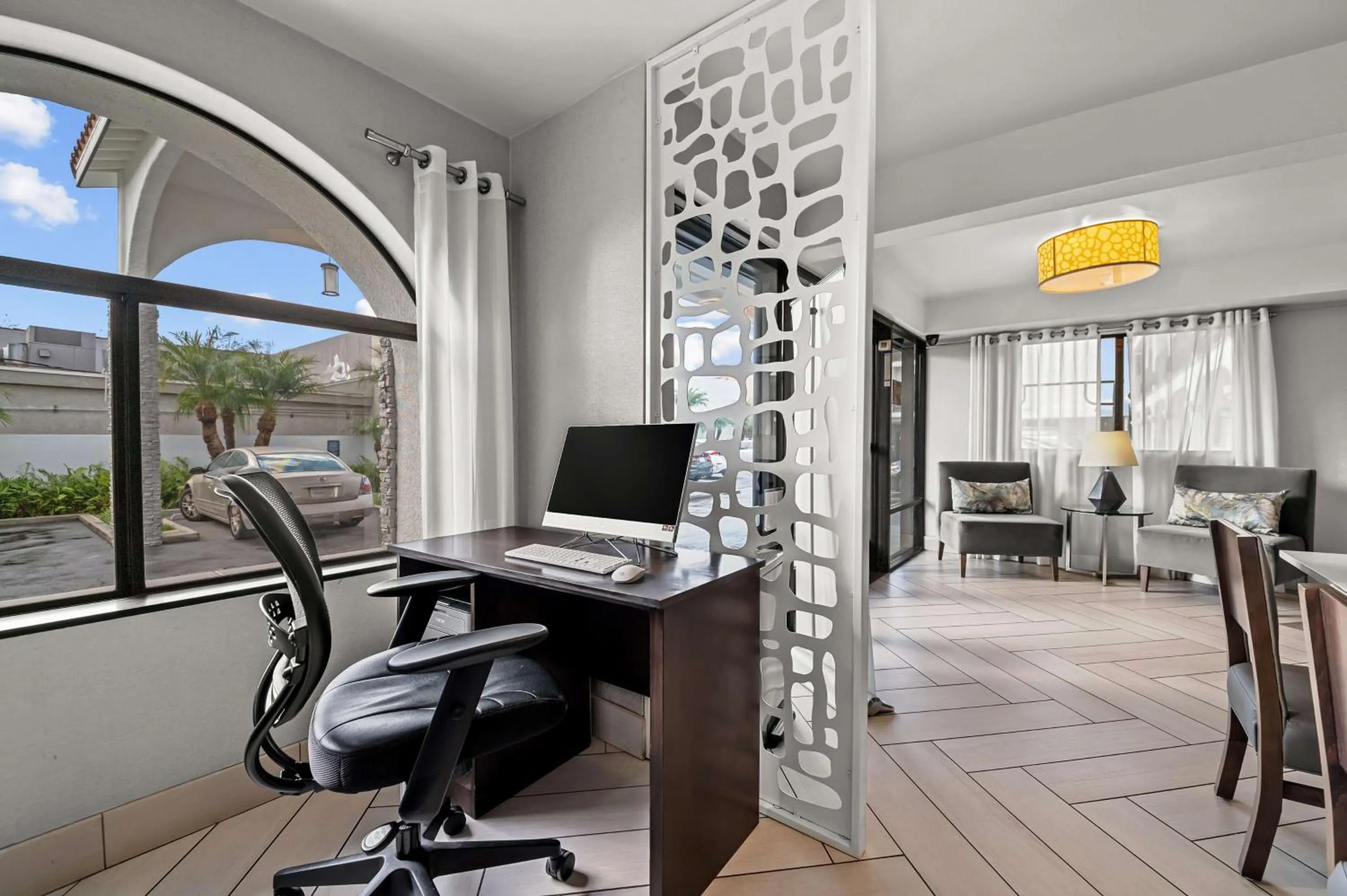 Business facilities in Best Western Los Alamitos Inn & Suites