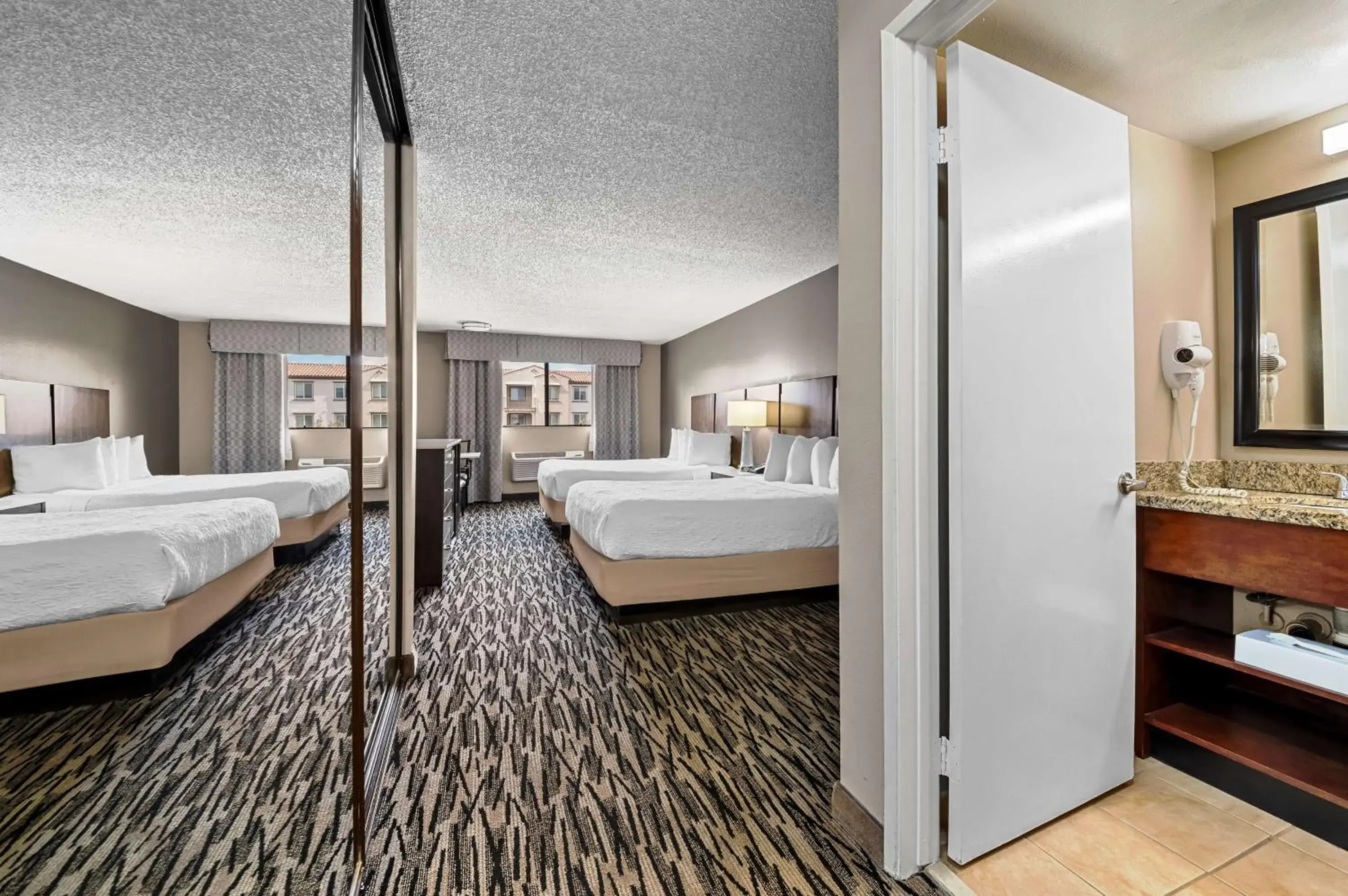 Standard Two Queen Bed Room in Best Western Los Alamitos Inn & Suites Standard Two Queen Bed Room in Best Western Los Alamitos Inn & Suites