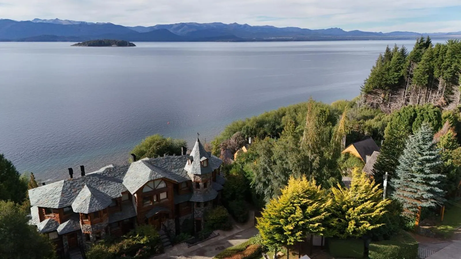 Lirolay Suites - Apart Hotel