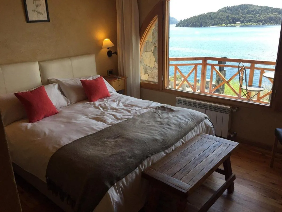 Bed in Lirolay Suites - Apart Hotel