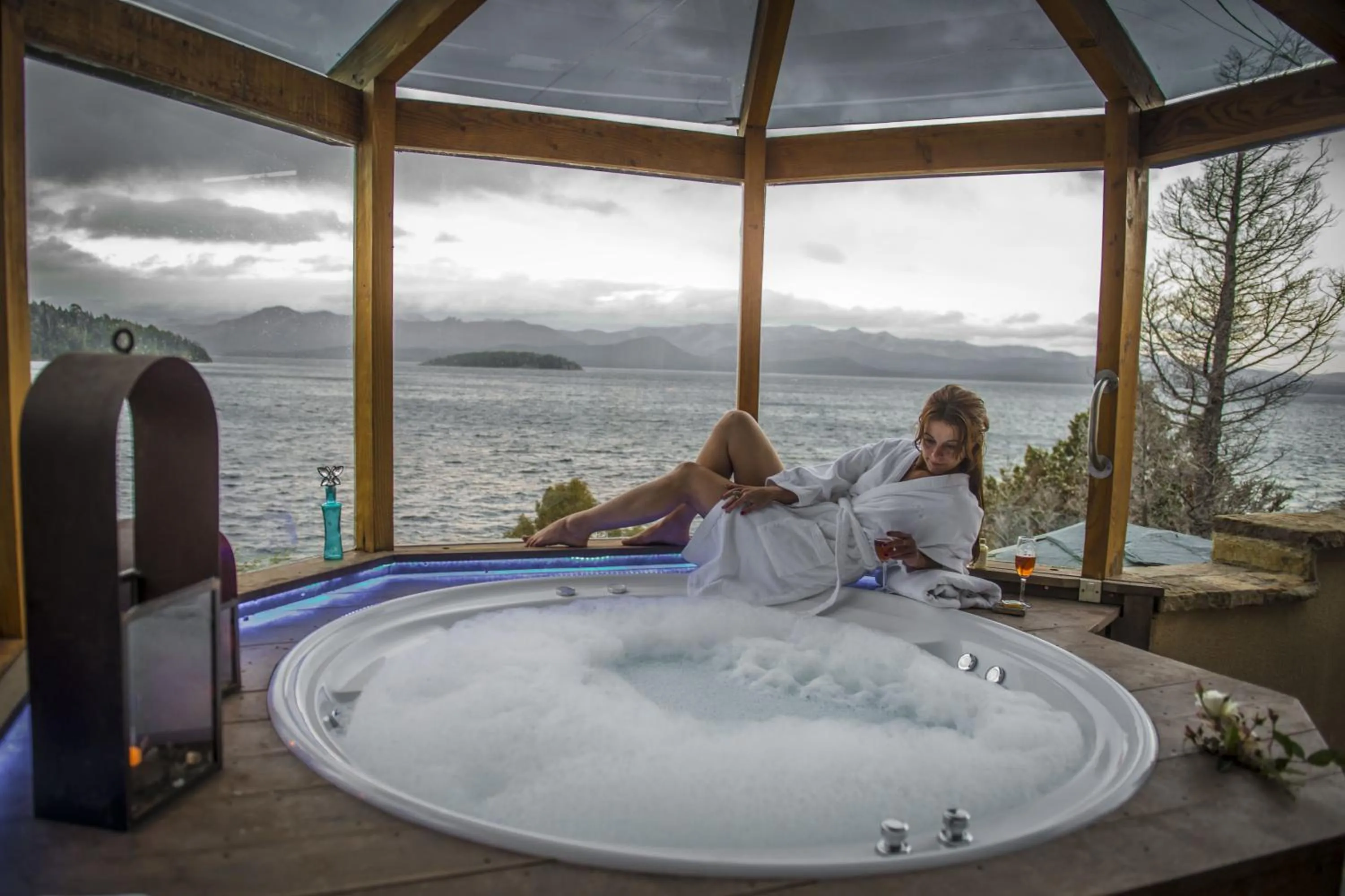 Deluxe Suite with Spa Bath in Lirolay Suites - Apart Hotel