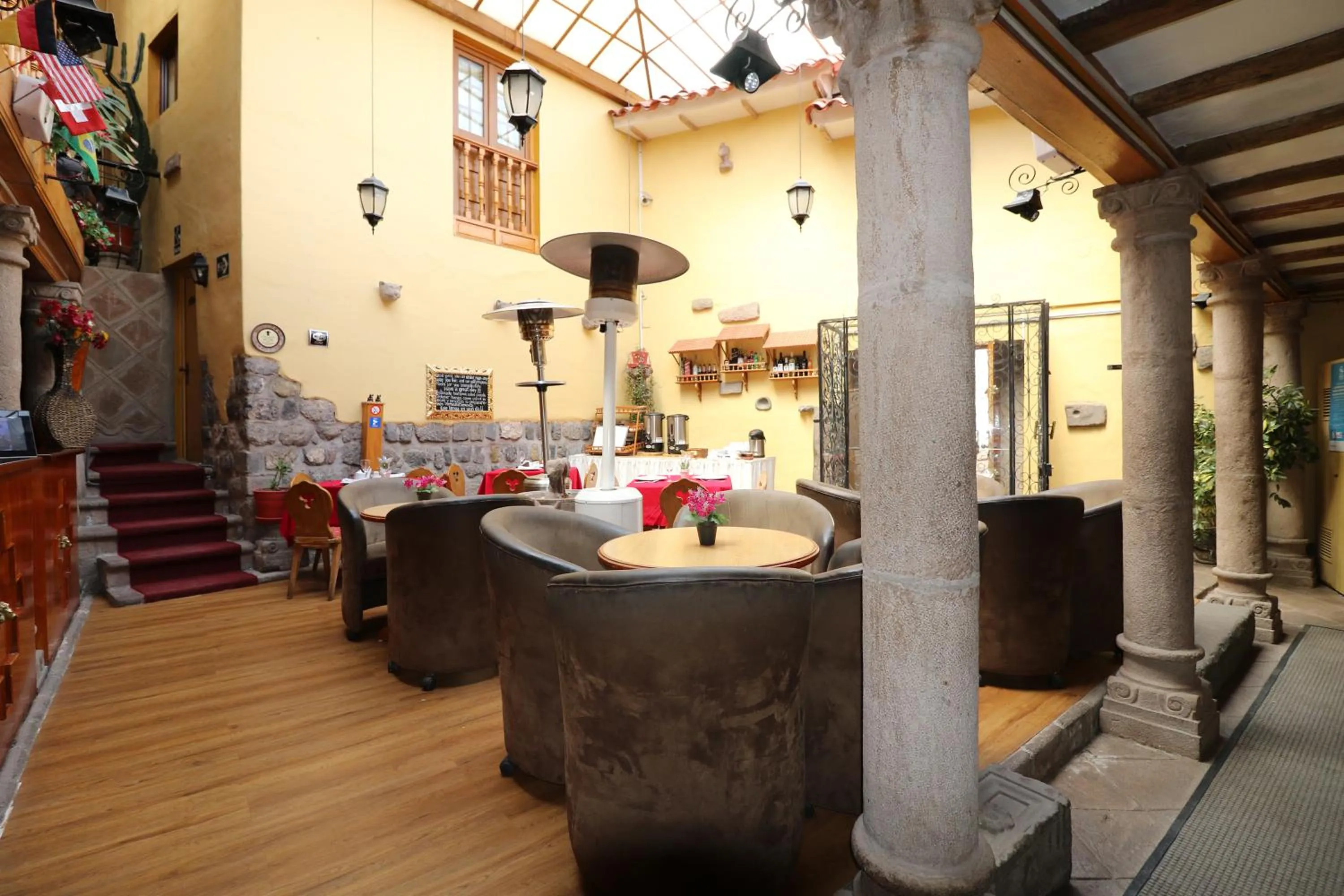 Lounge or bar in Hotel & Mirador Los Apus