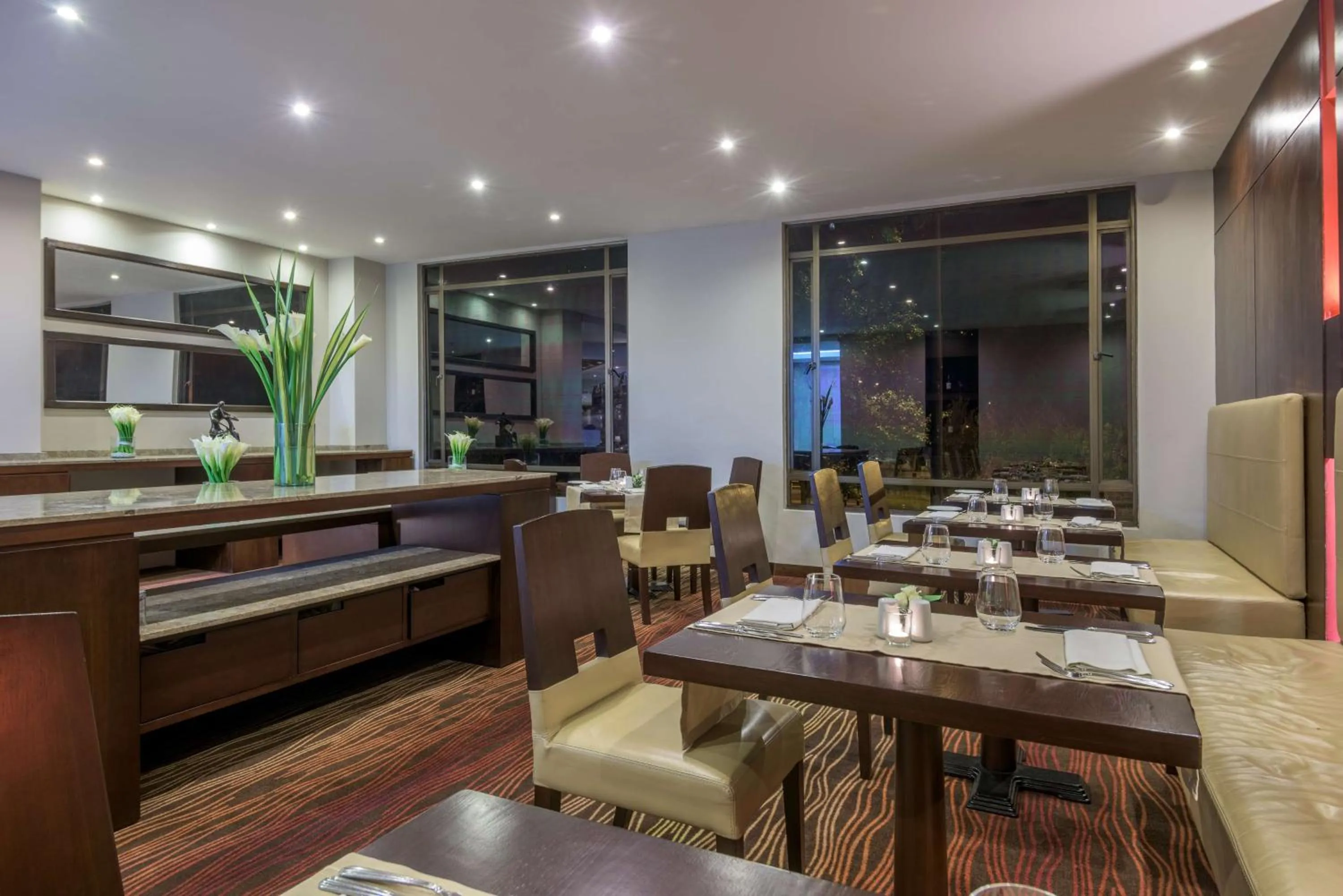 Restaurant/places to eat in NH Collection Bogota Hacienda Royal