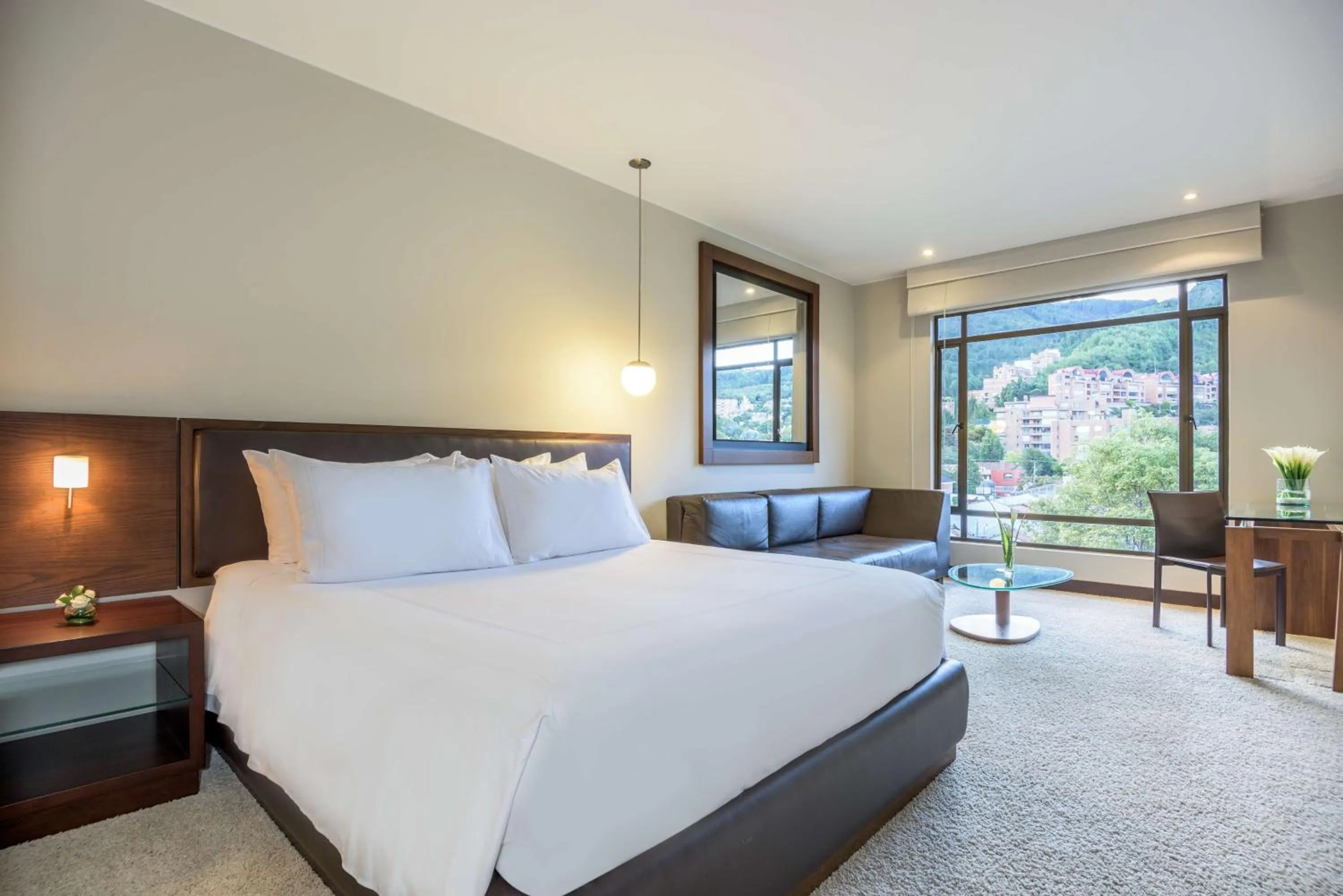 Photo of the whole room, Bed in NH Collection Bogota Hacienda Royal