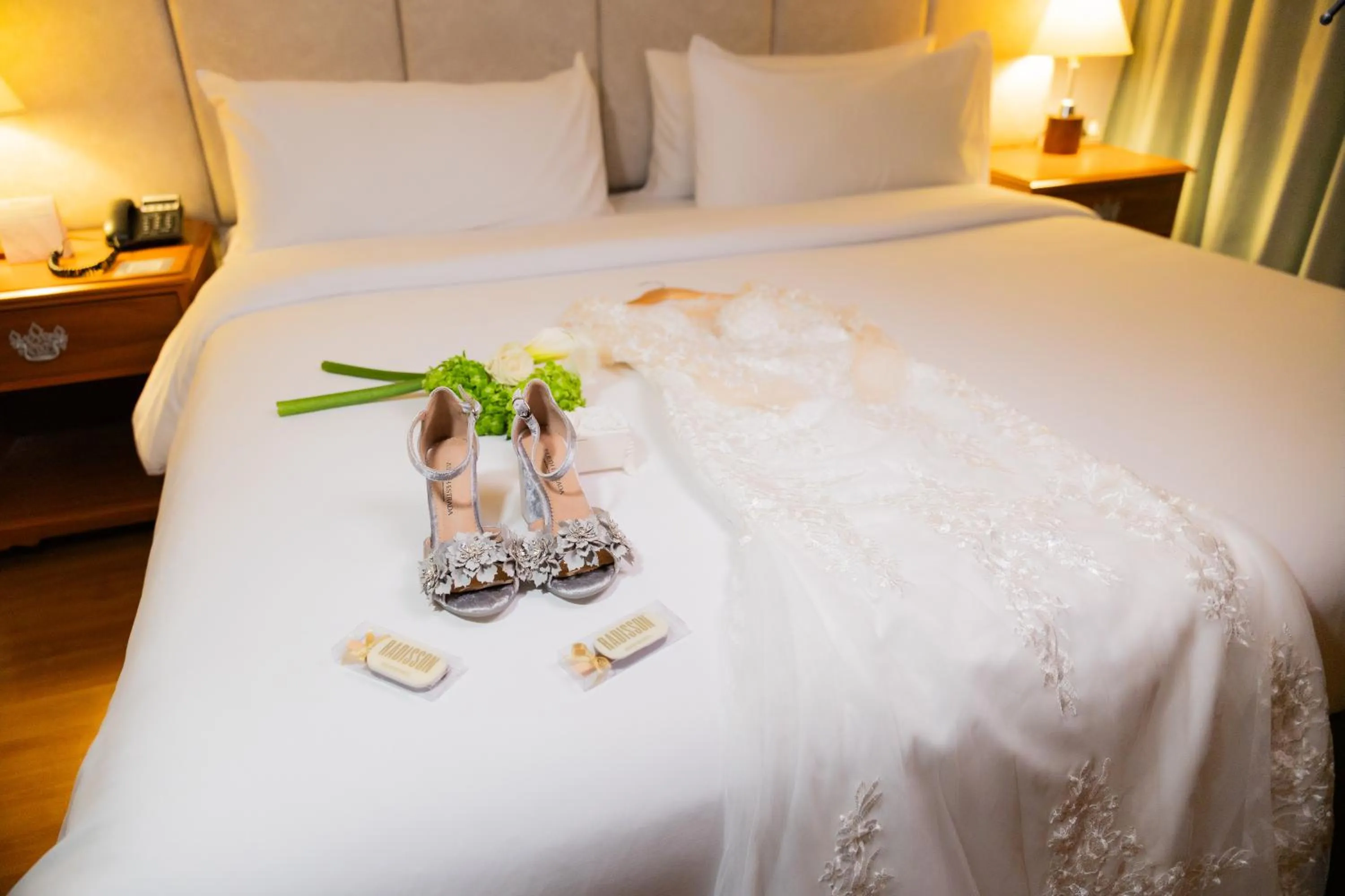 wedding, Bed in Radisson Bogota Metrotel