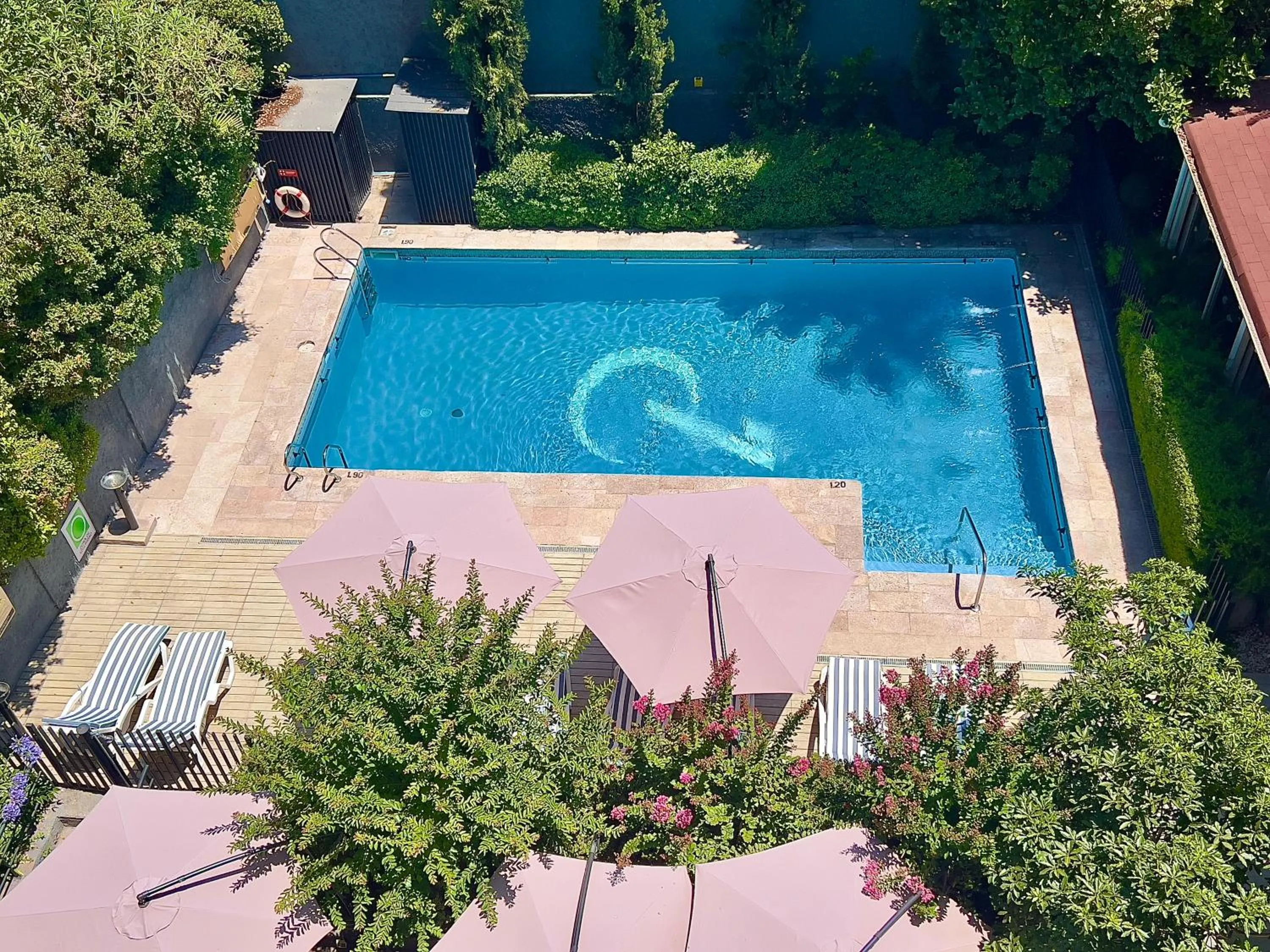 Swimming pool in Panamericana Hotel Providencia