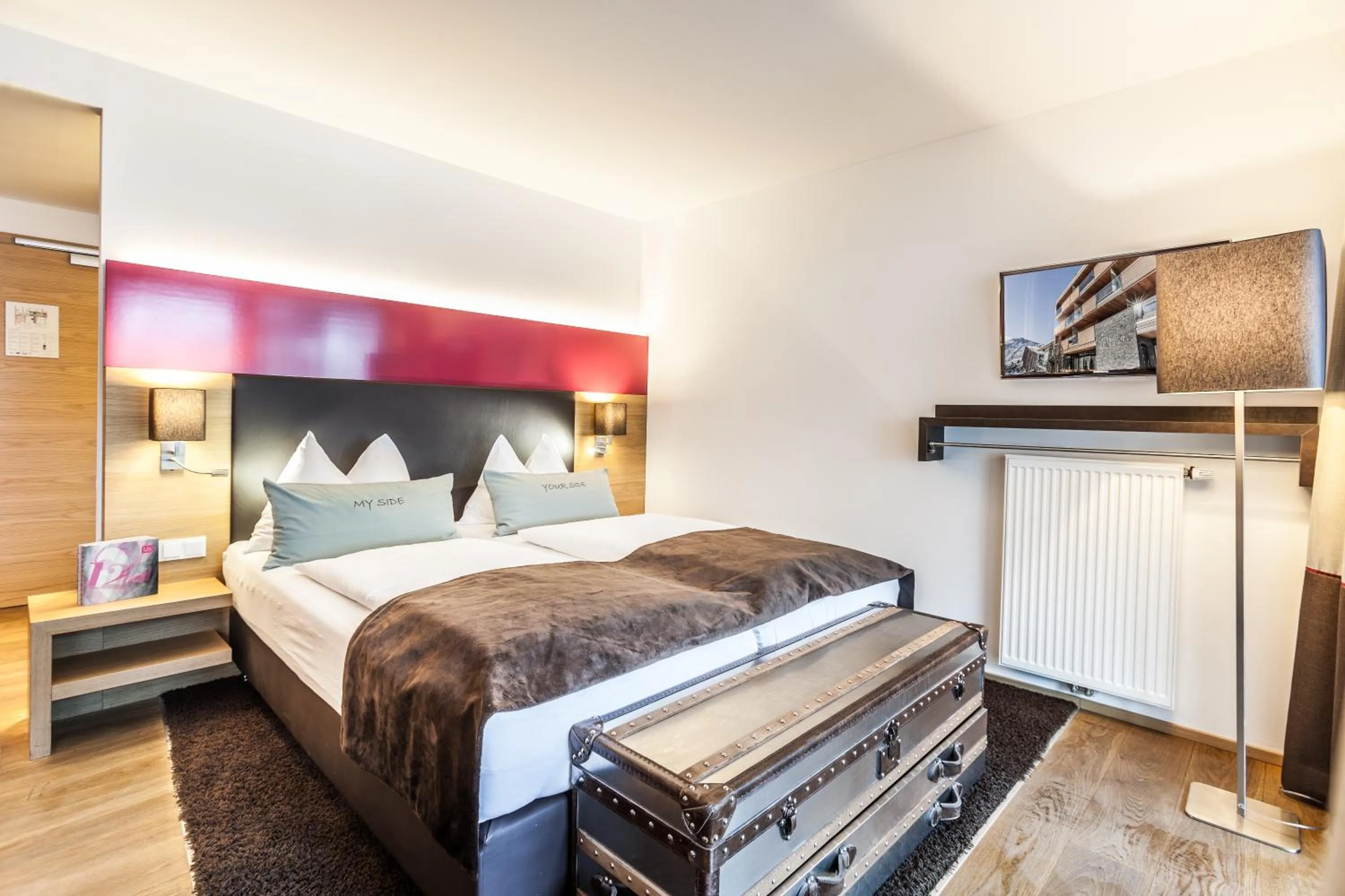 Bed in LEDERER Boutique Hotel