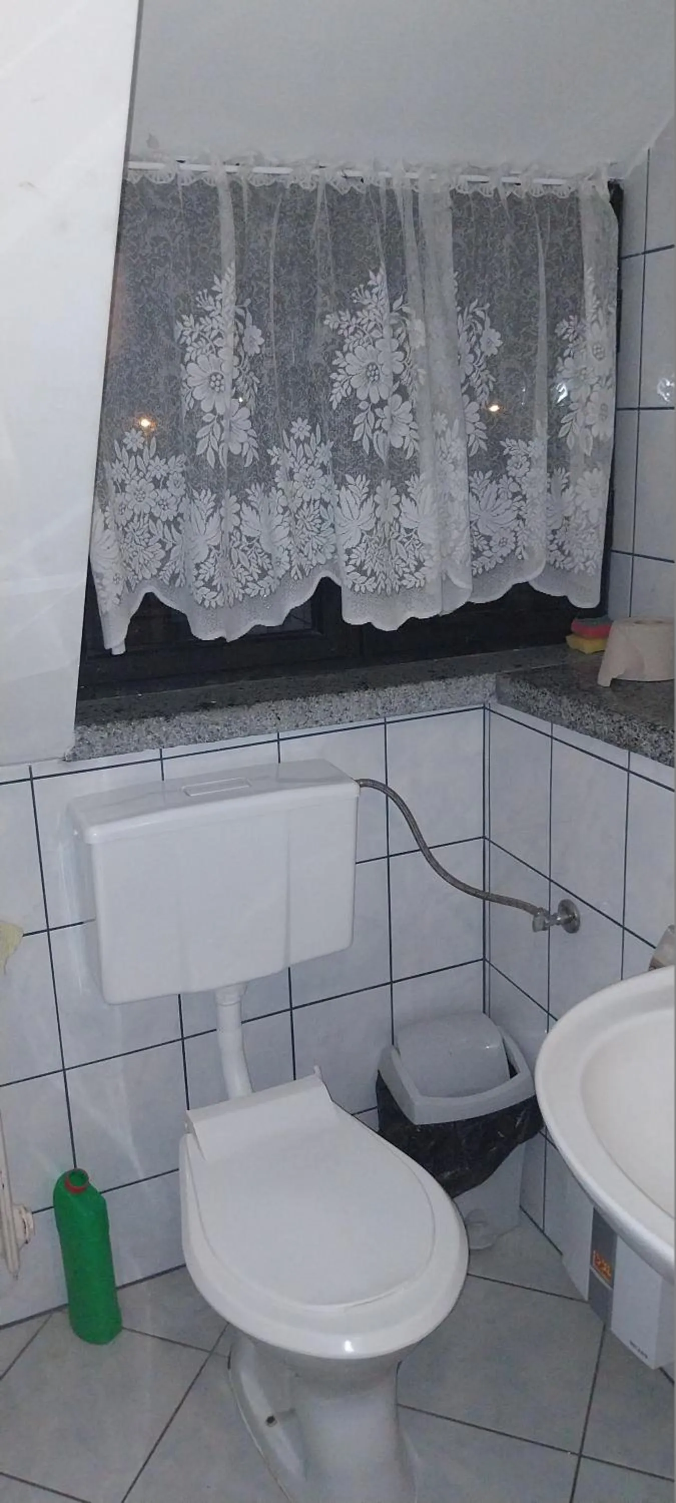 Toilet in Uslugi Hotelowe Władysław