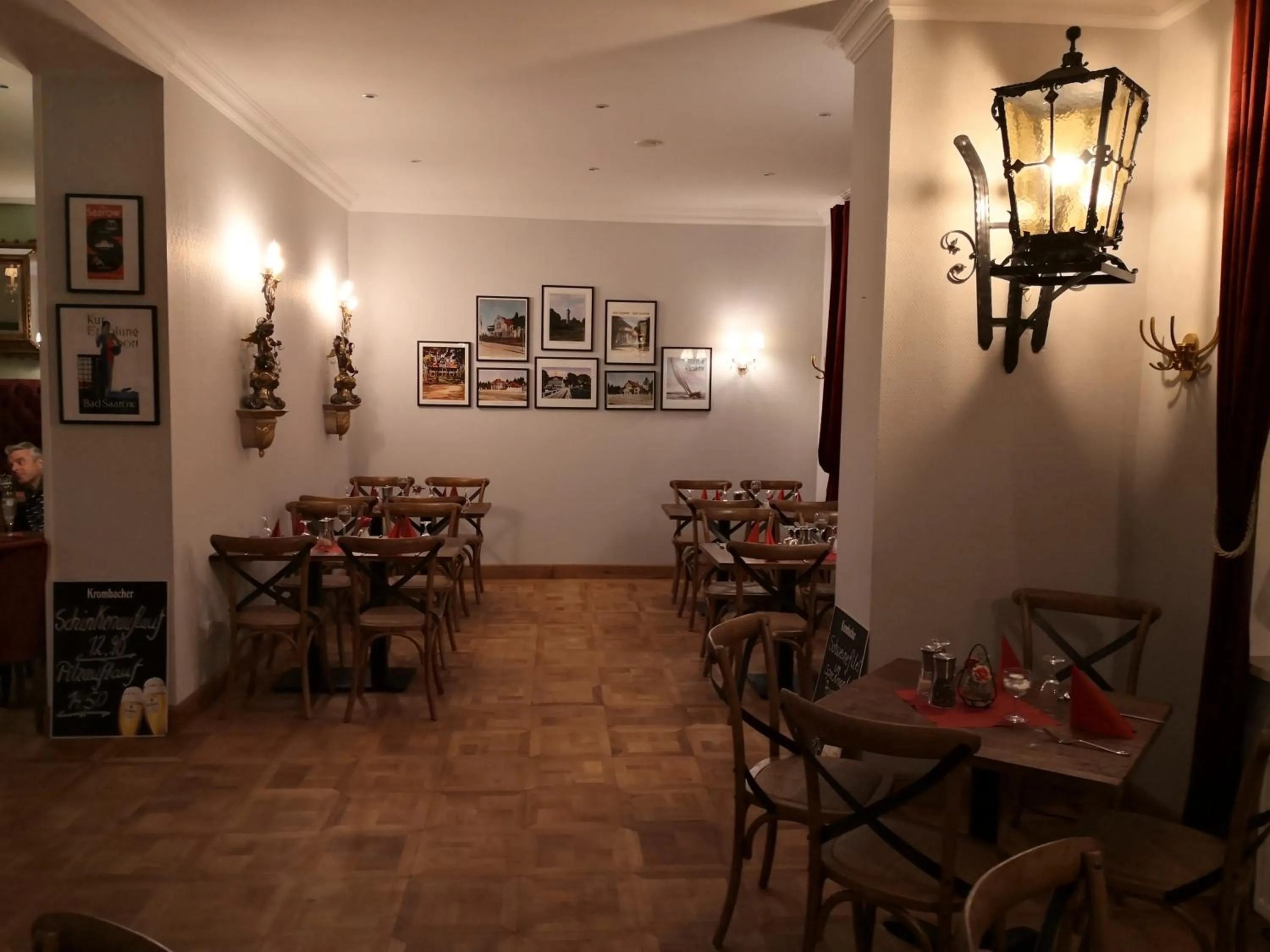 Restaurant/places to eat in Hotel & Restaurant Raueneck