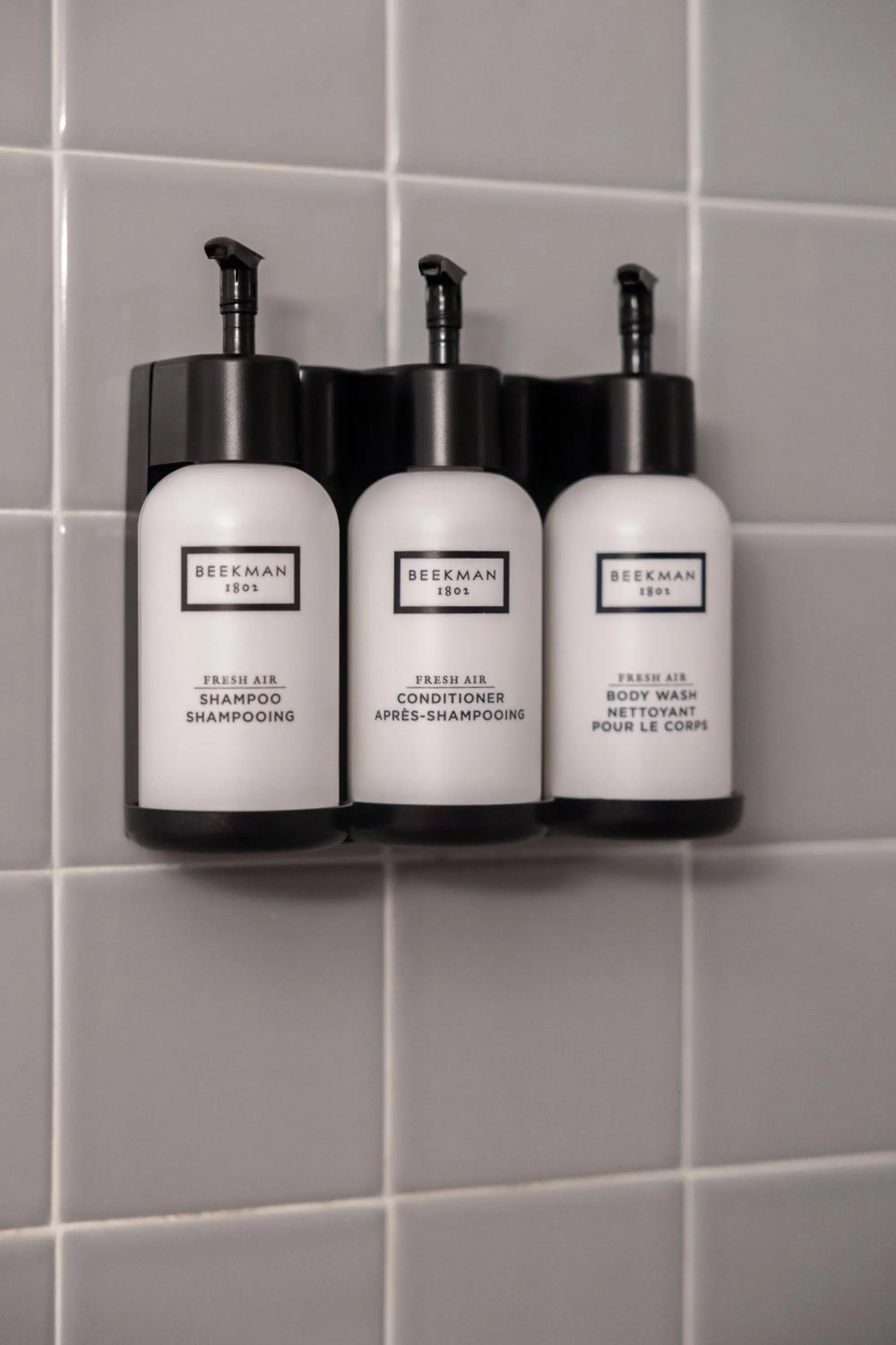 Shower in Clear River Inn and Tavern