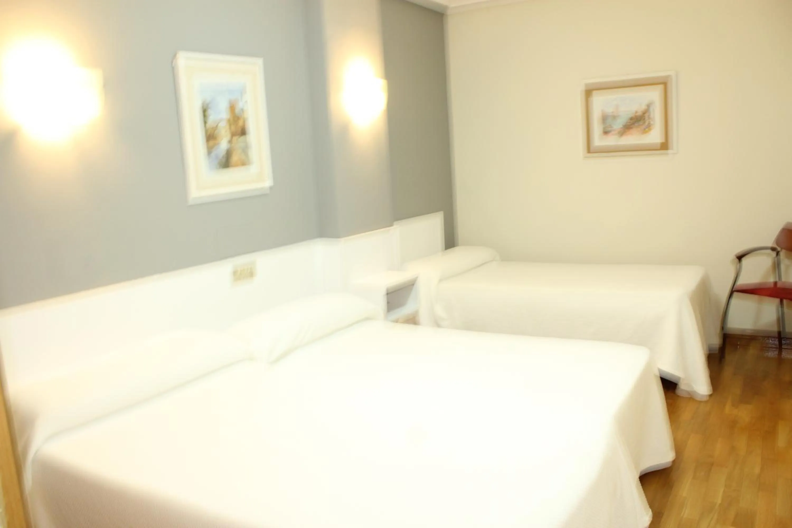Photo of the whole room, Bed in Hotel Fuente La Plata - la Eria