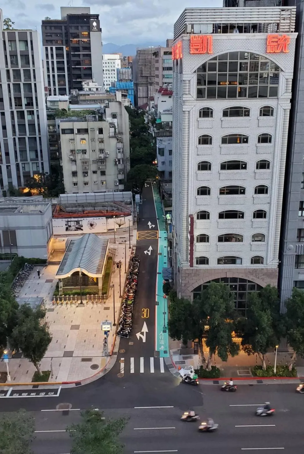 Property building in KDM Hotel