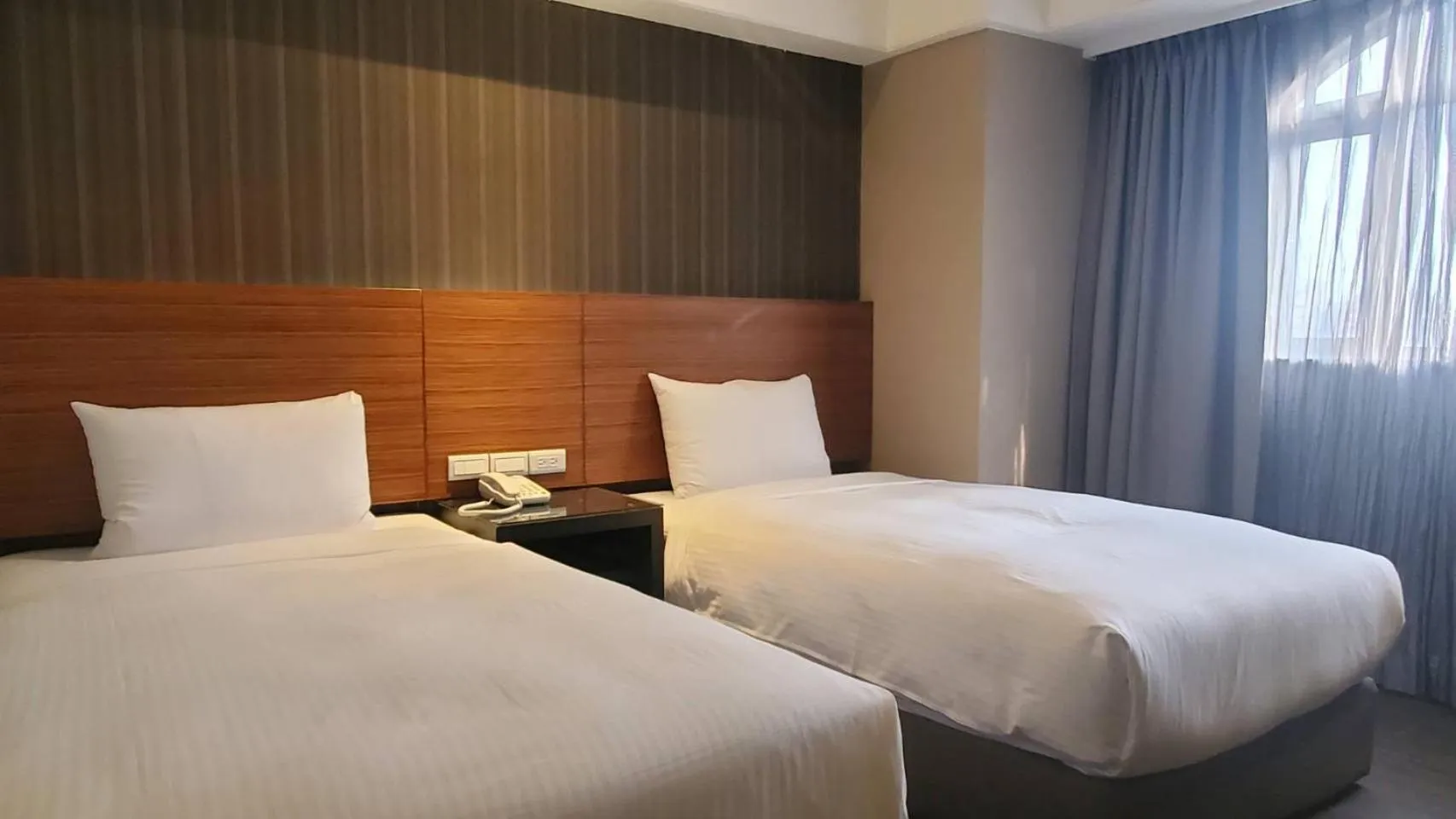 Bed in KDM Hotel