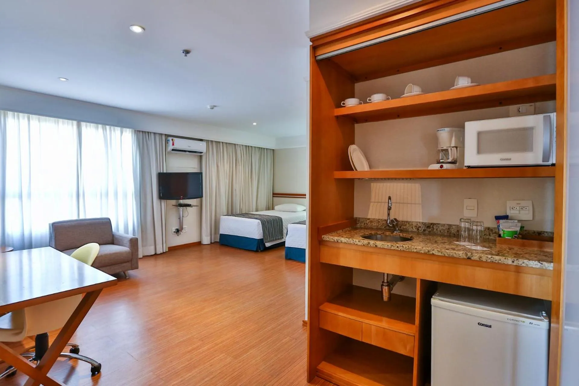 Kitchen or kitchenette in eSuites Sorocaba by Atlantica