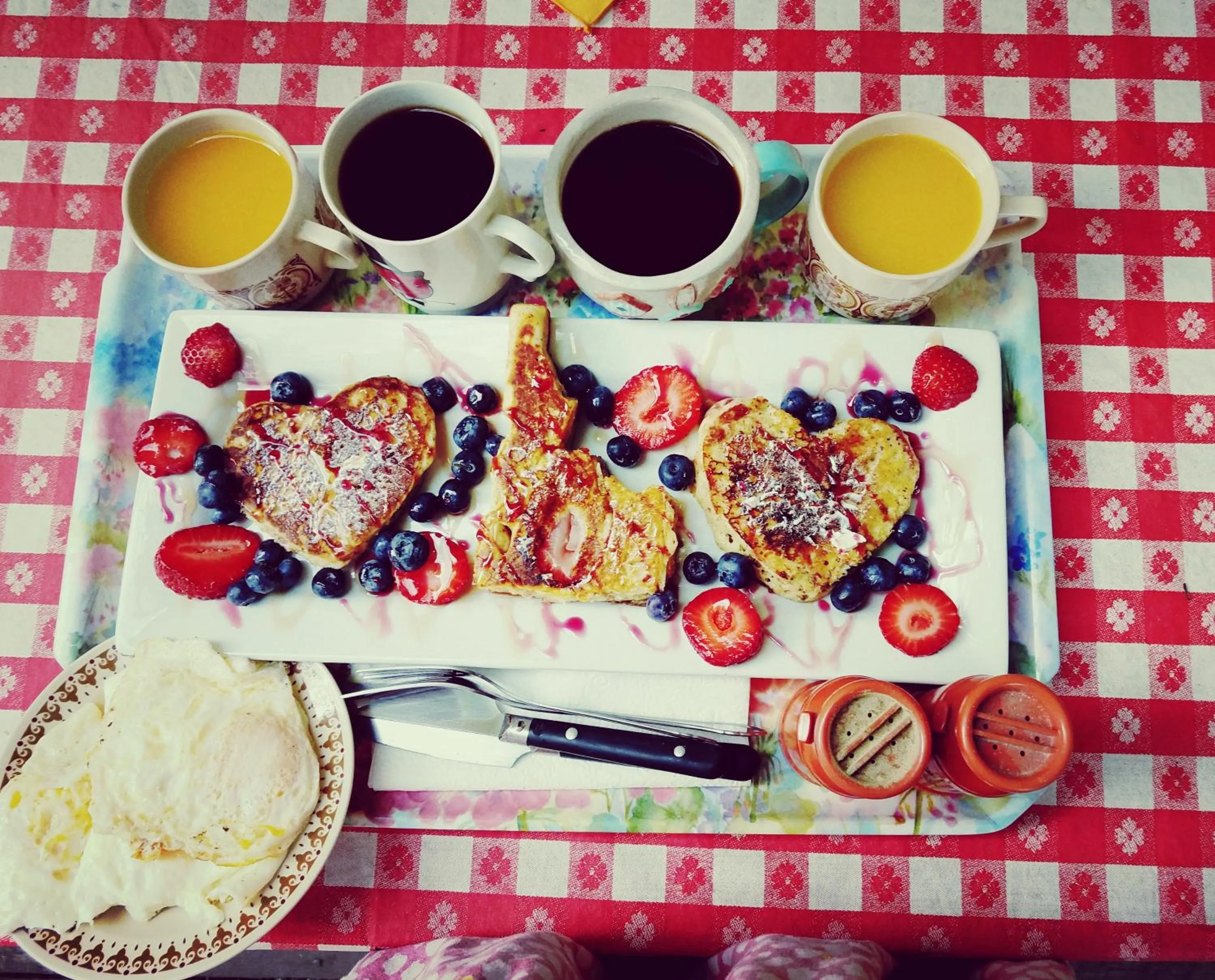 American breakfast in Bristol Cabins