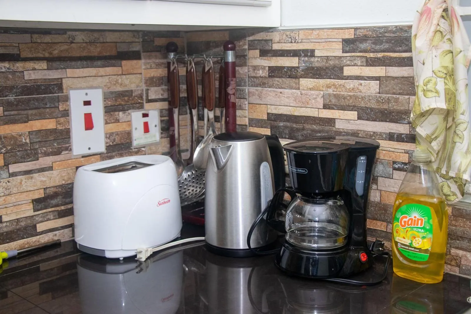 Coffee/tea facilities in Elegant Condo Awesome View