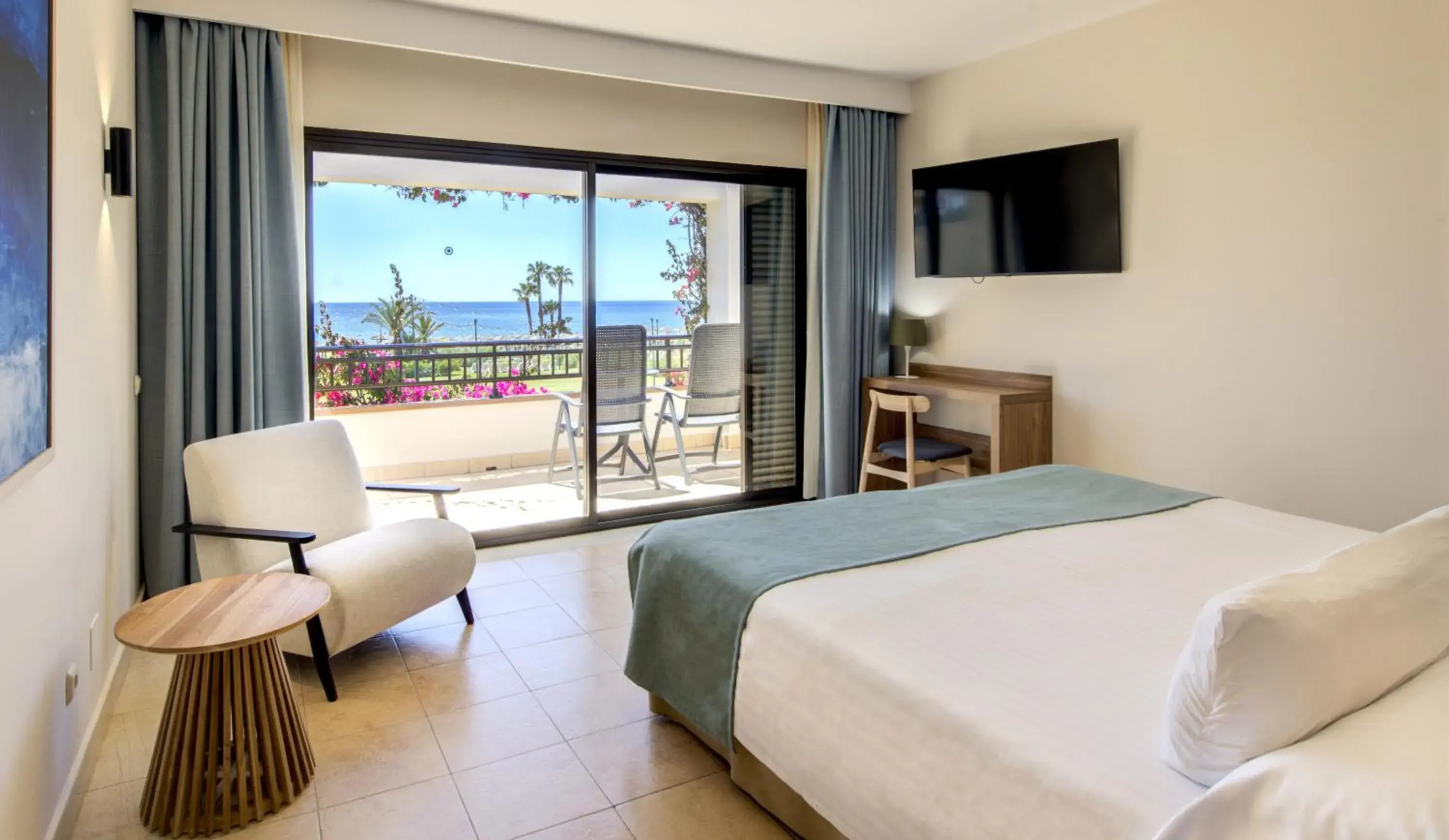 Double Room with Sea View in Impressive Playa Granada Golf Double Room with Sea View in Impressive Playa Granada Golf