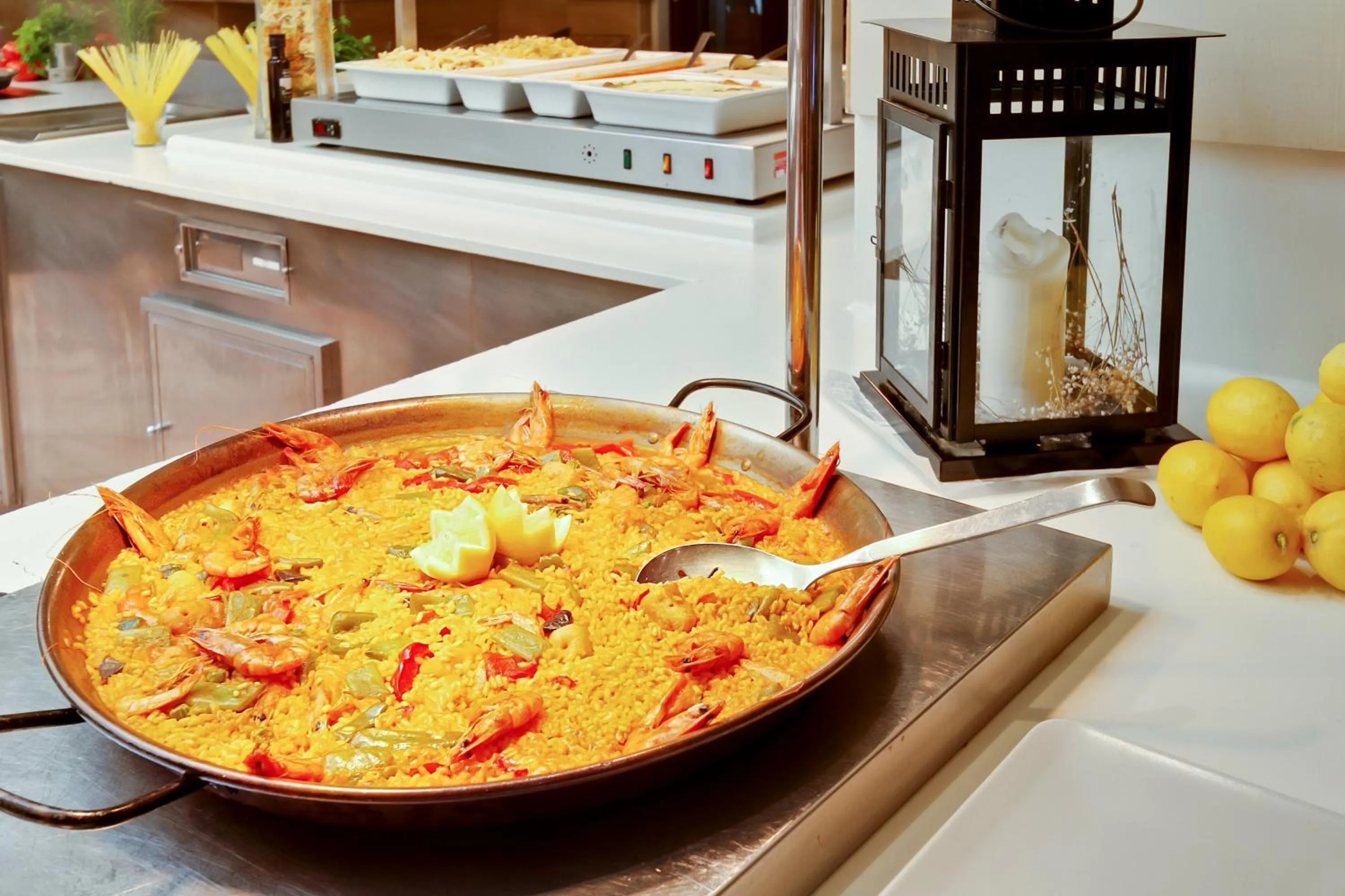 Restaurant/places to eat in Impressive Playa Granada Golf