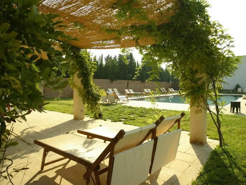 Swimming pool in Masseria Montelauro