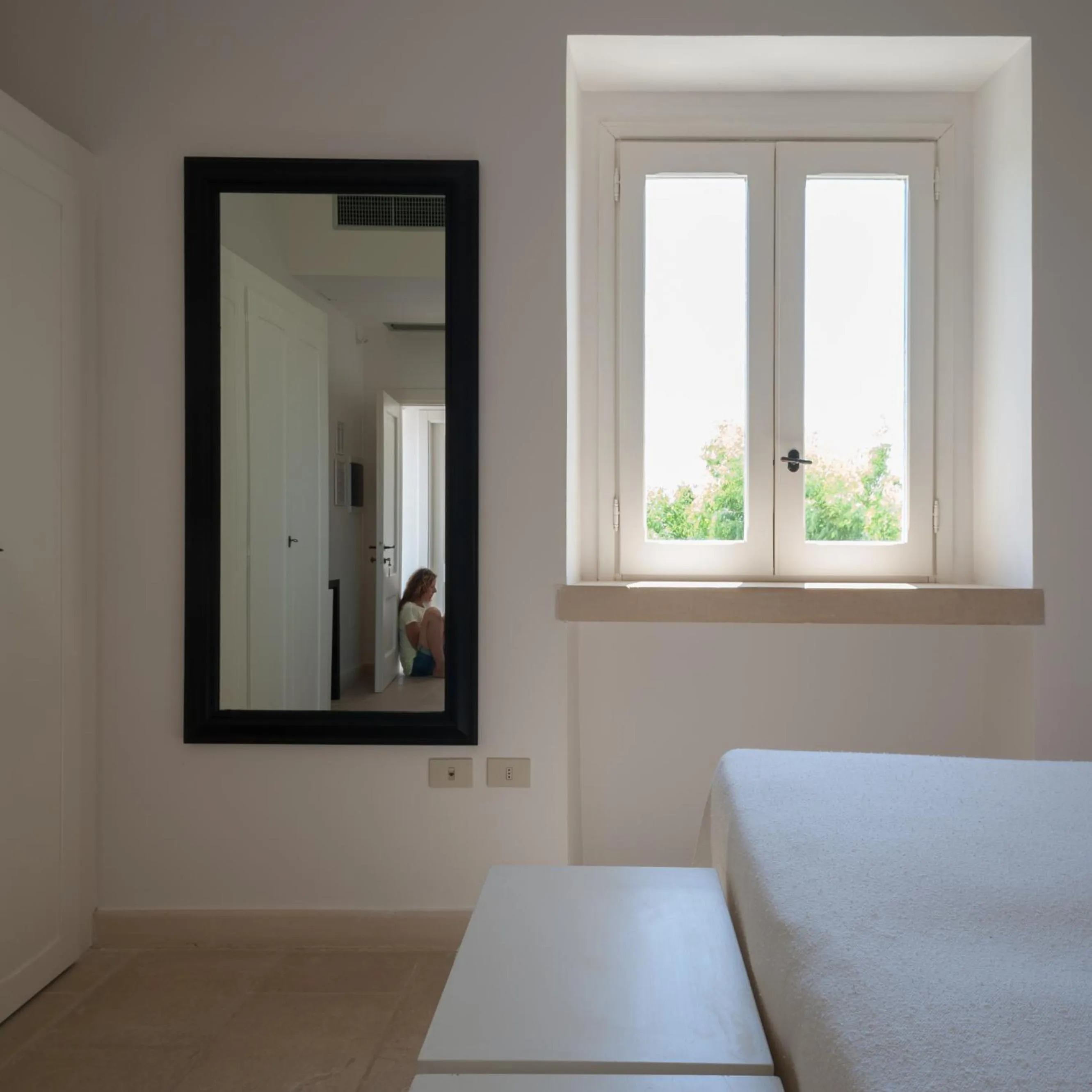 Decorative detail, Bed in Masseria Montelauro