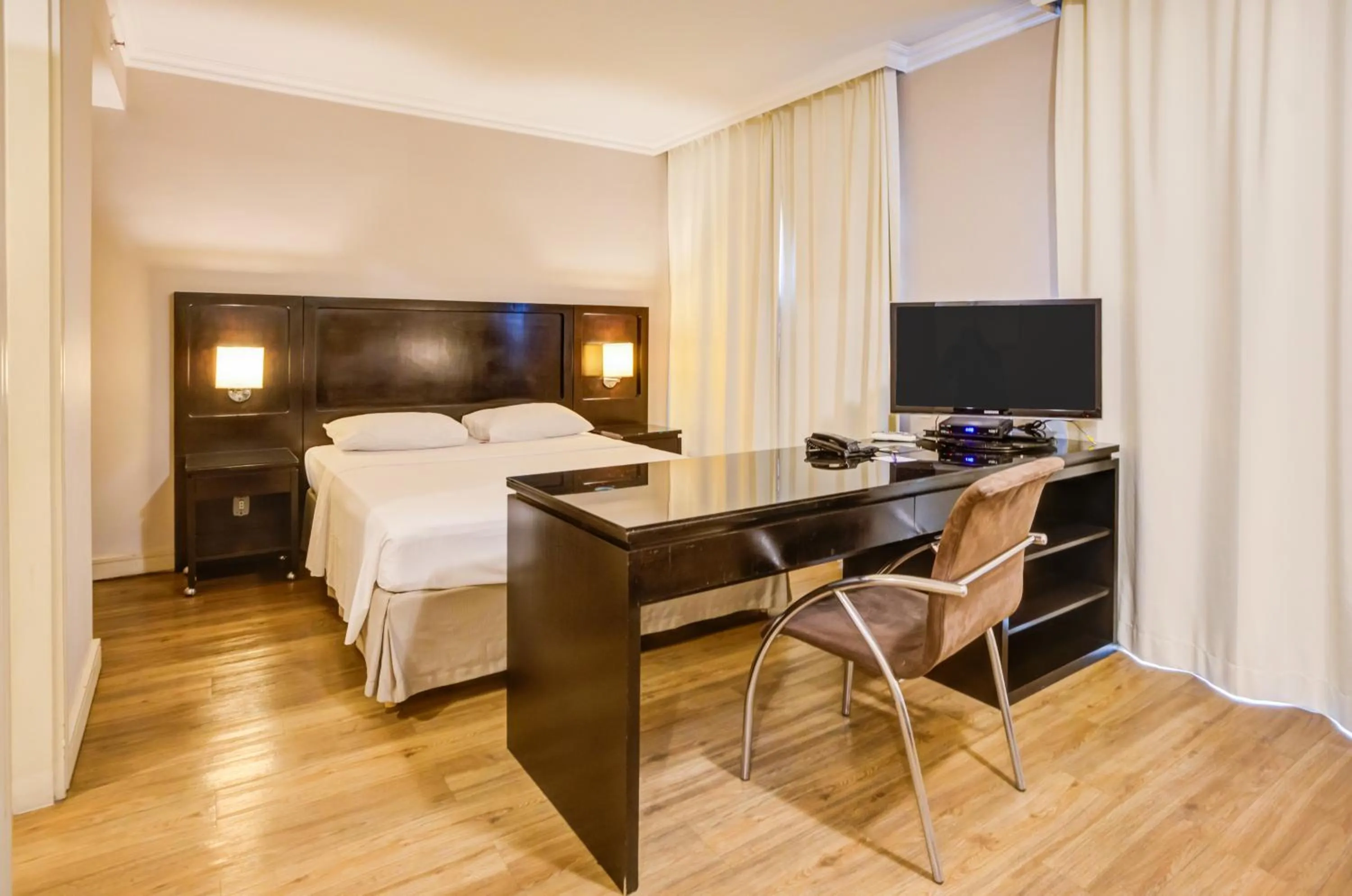 Bed in Transamerica Executive Perdizes