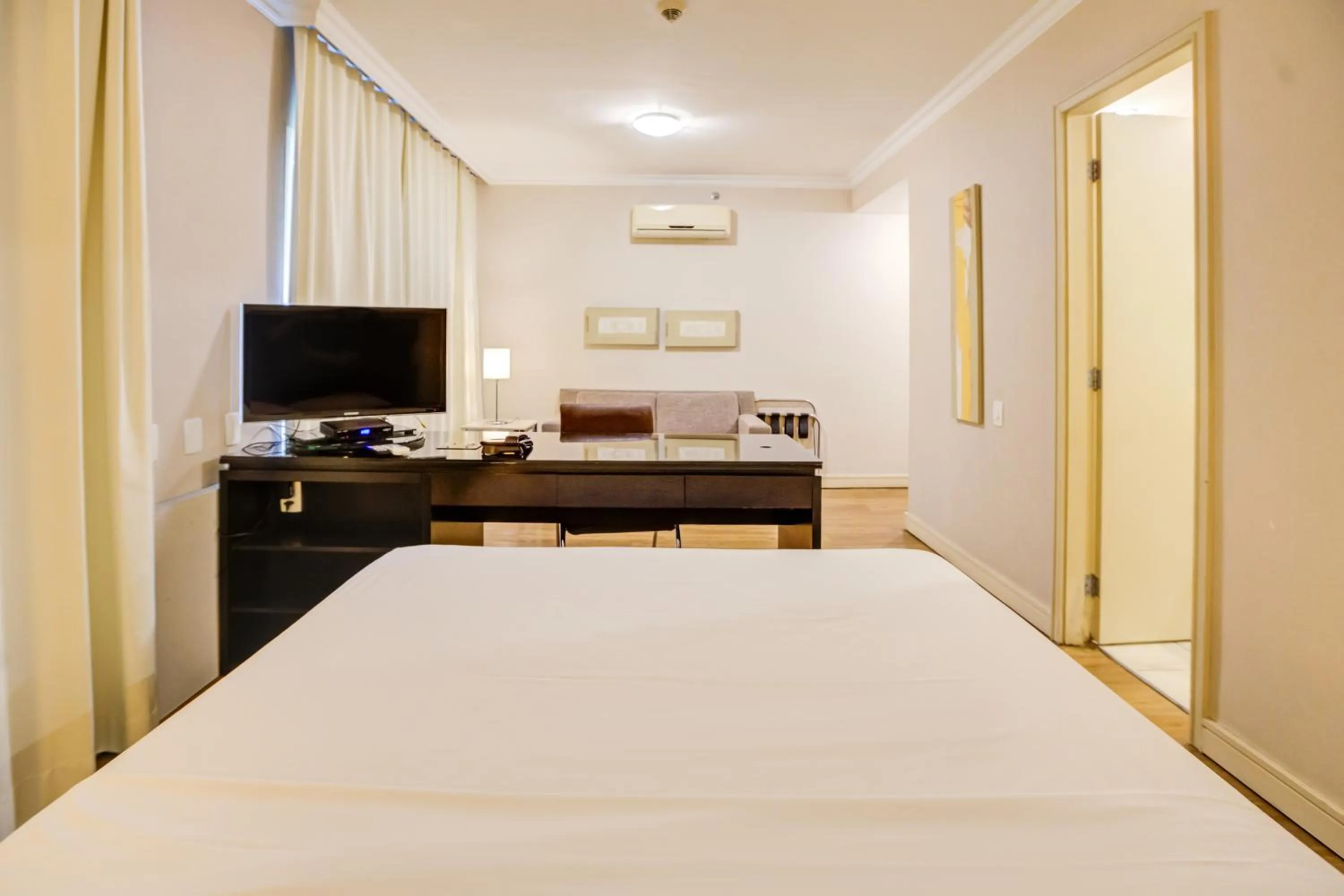 Bed in Transamerica Executive Perdizes