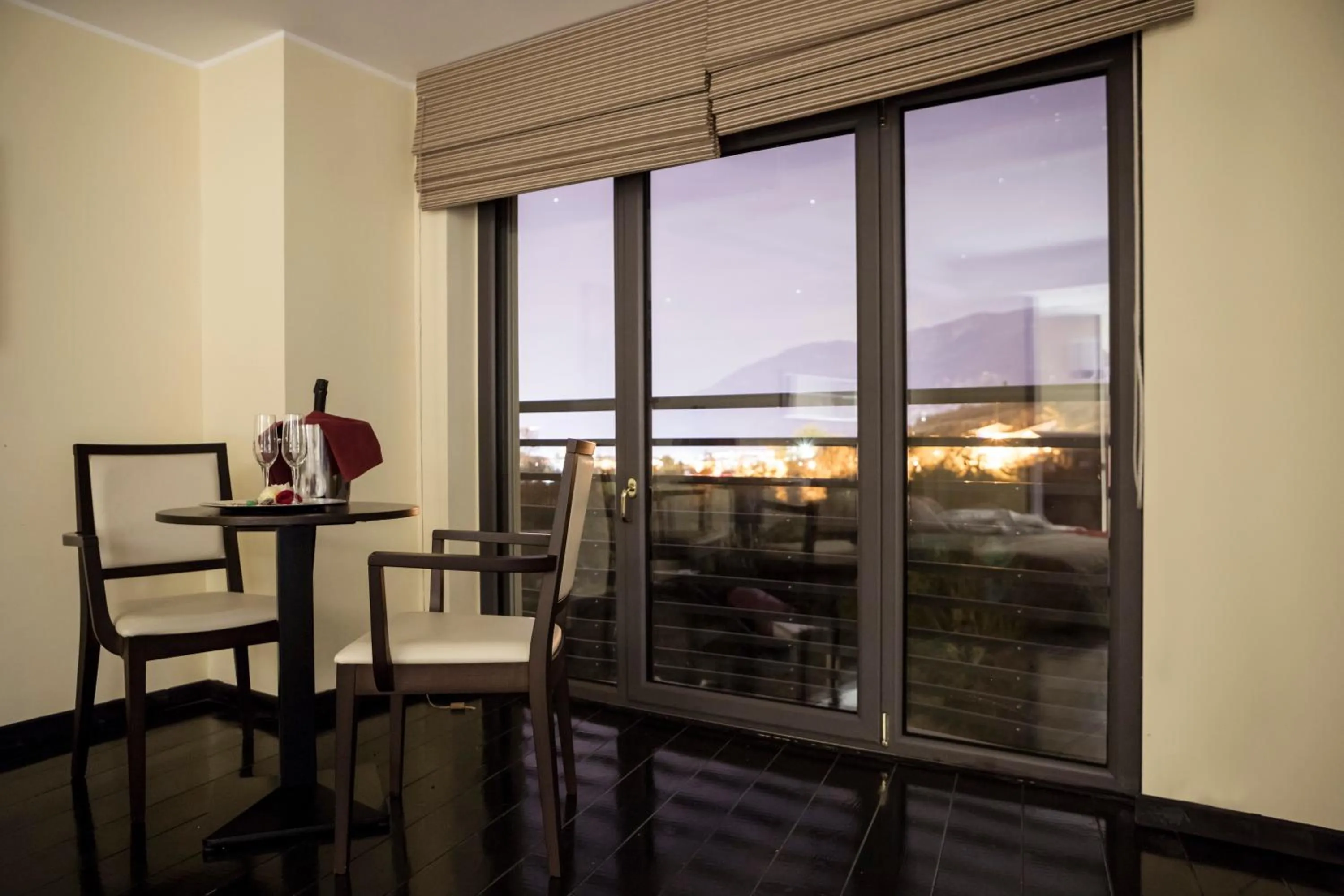 Patio in Manhattan Village Hotel