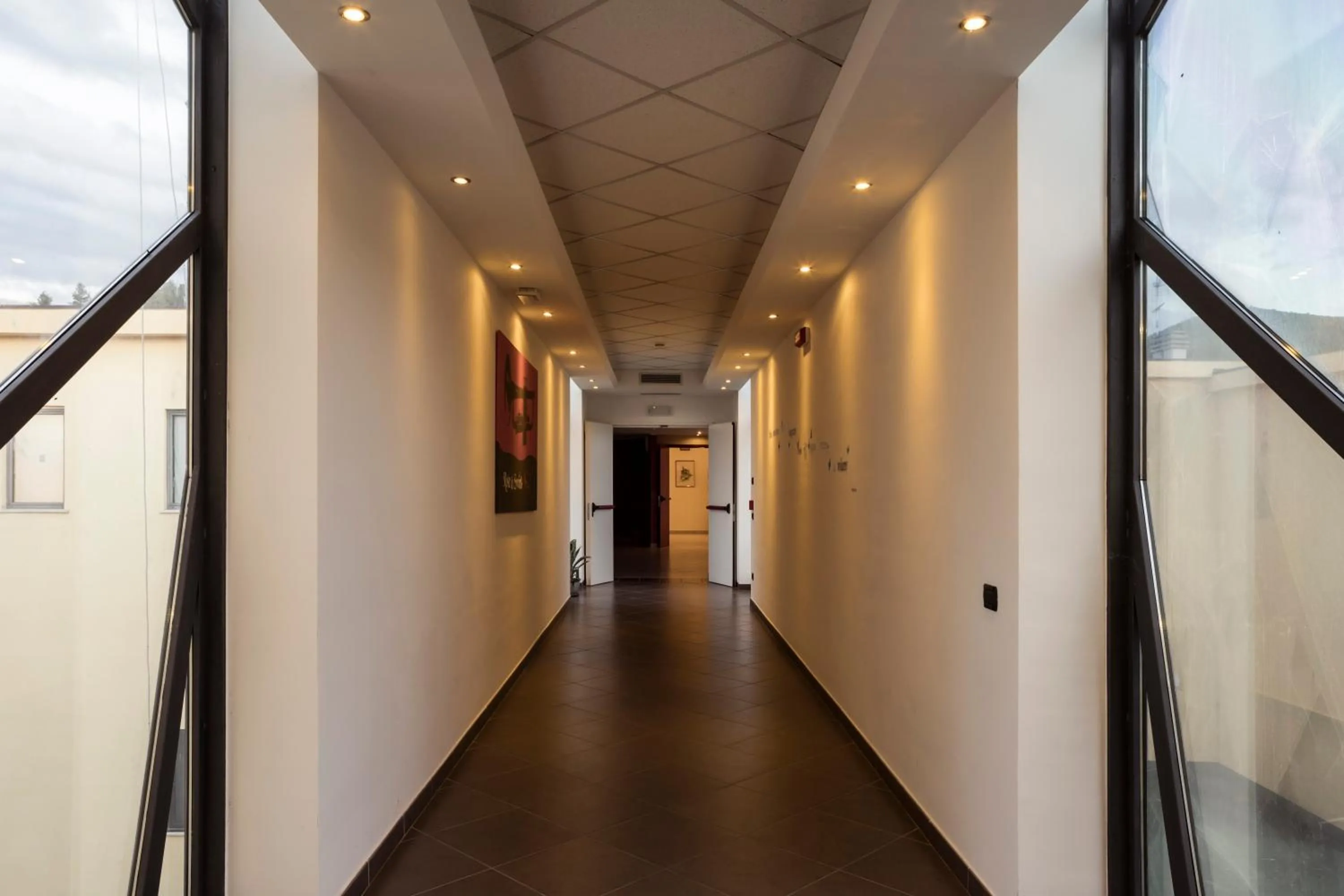 Area and facilities in Manhattan Village Hotel