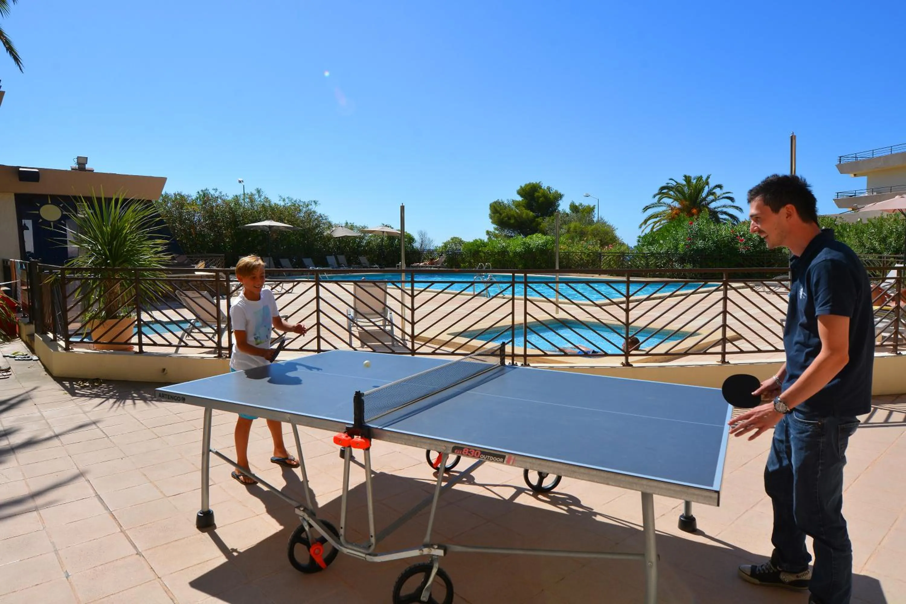 Table tennis in Résidence Les Calanques