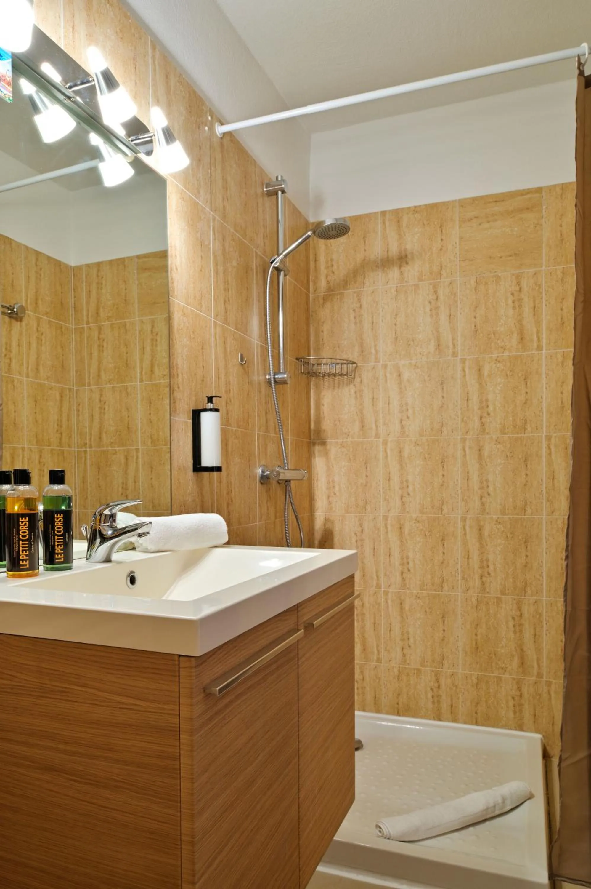 Bathroom in Résidence Les Calanques