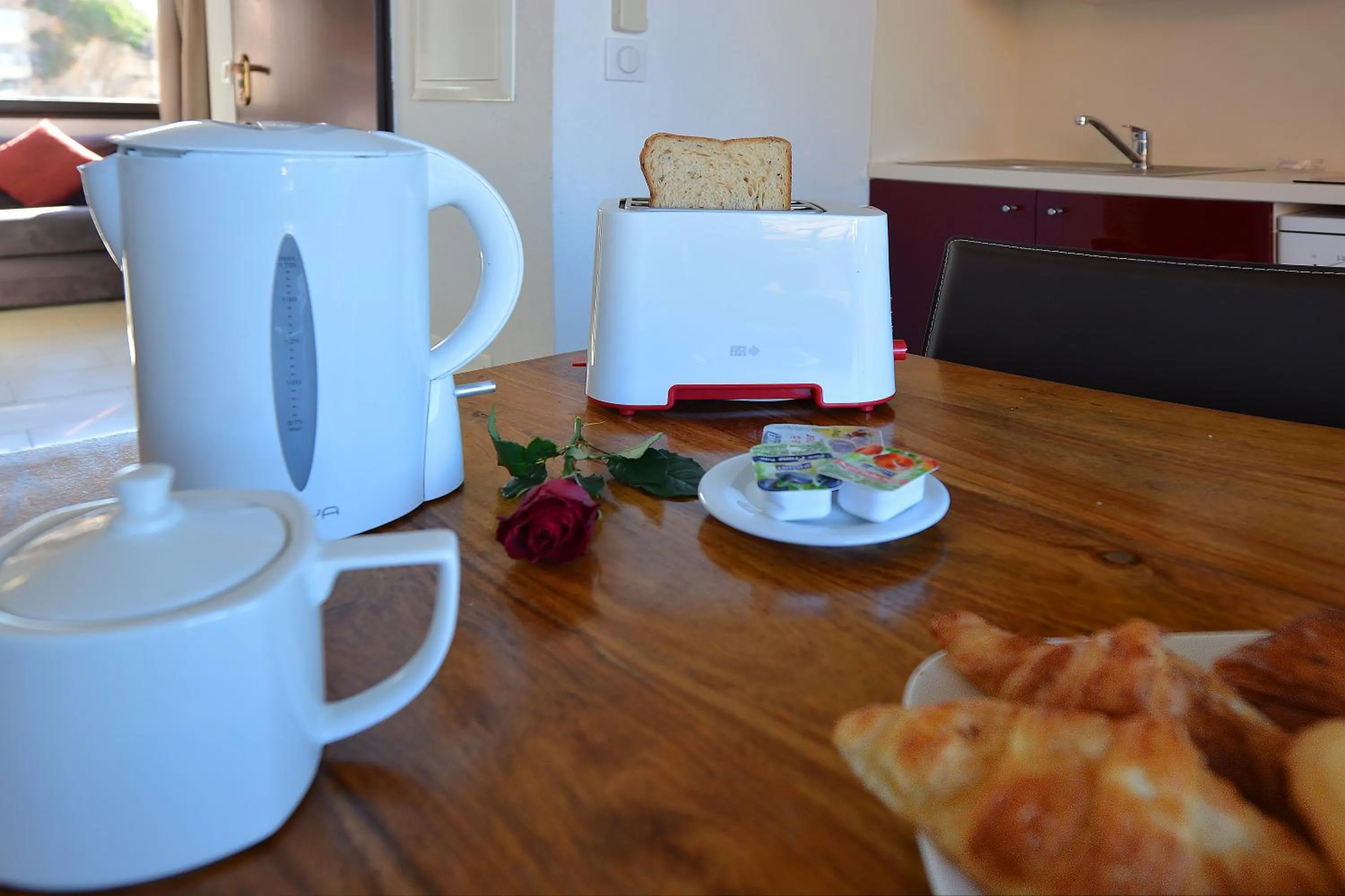 Coffee/tea facilities in Résidence Les Calanques