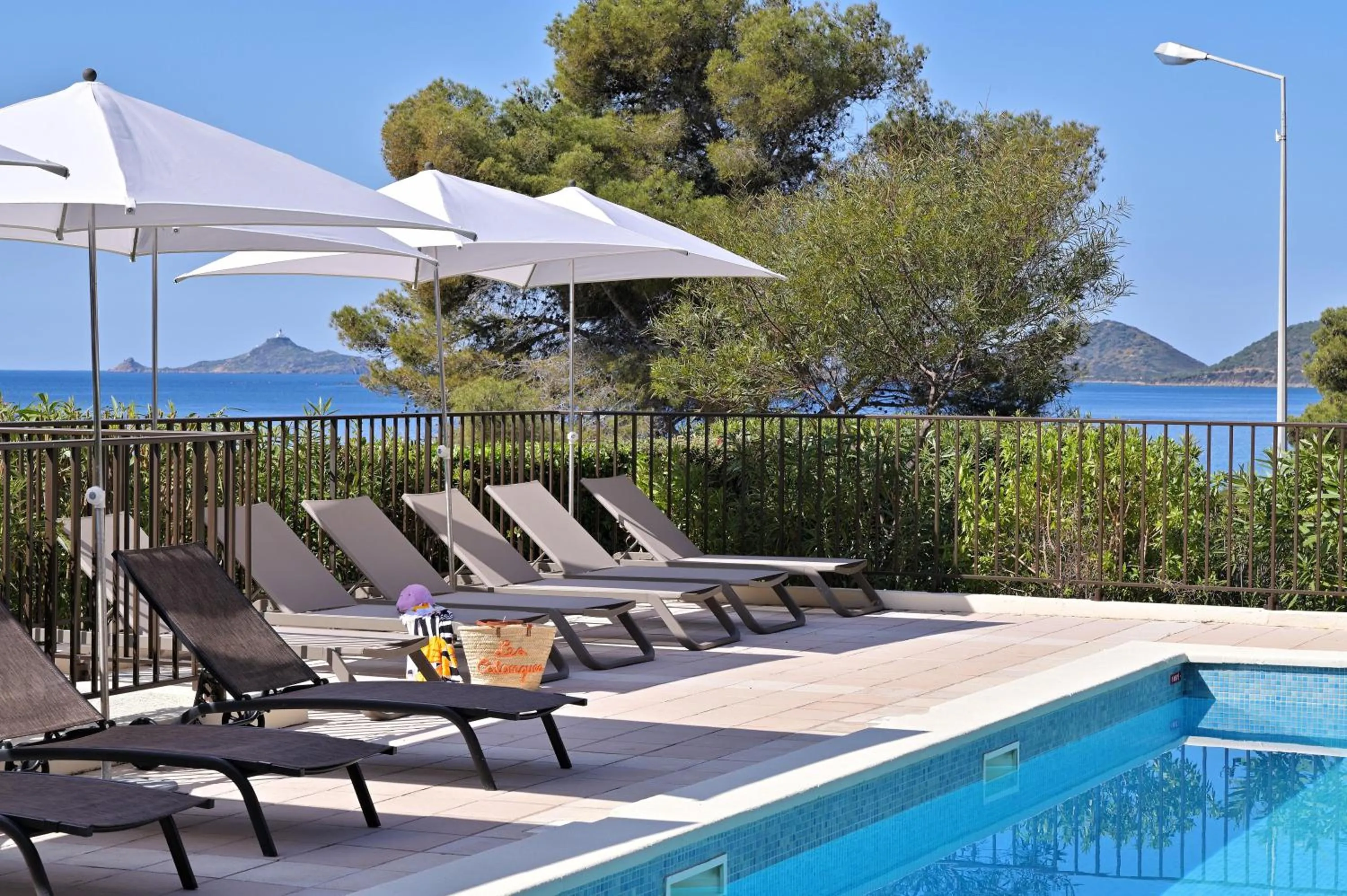 Sea view in Résidence Les Calanques