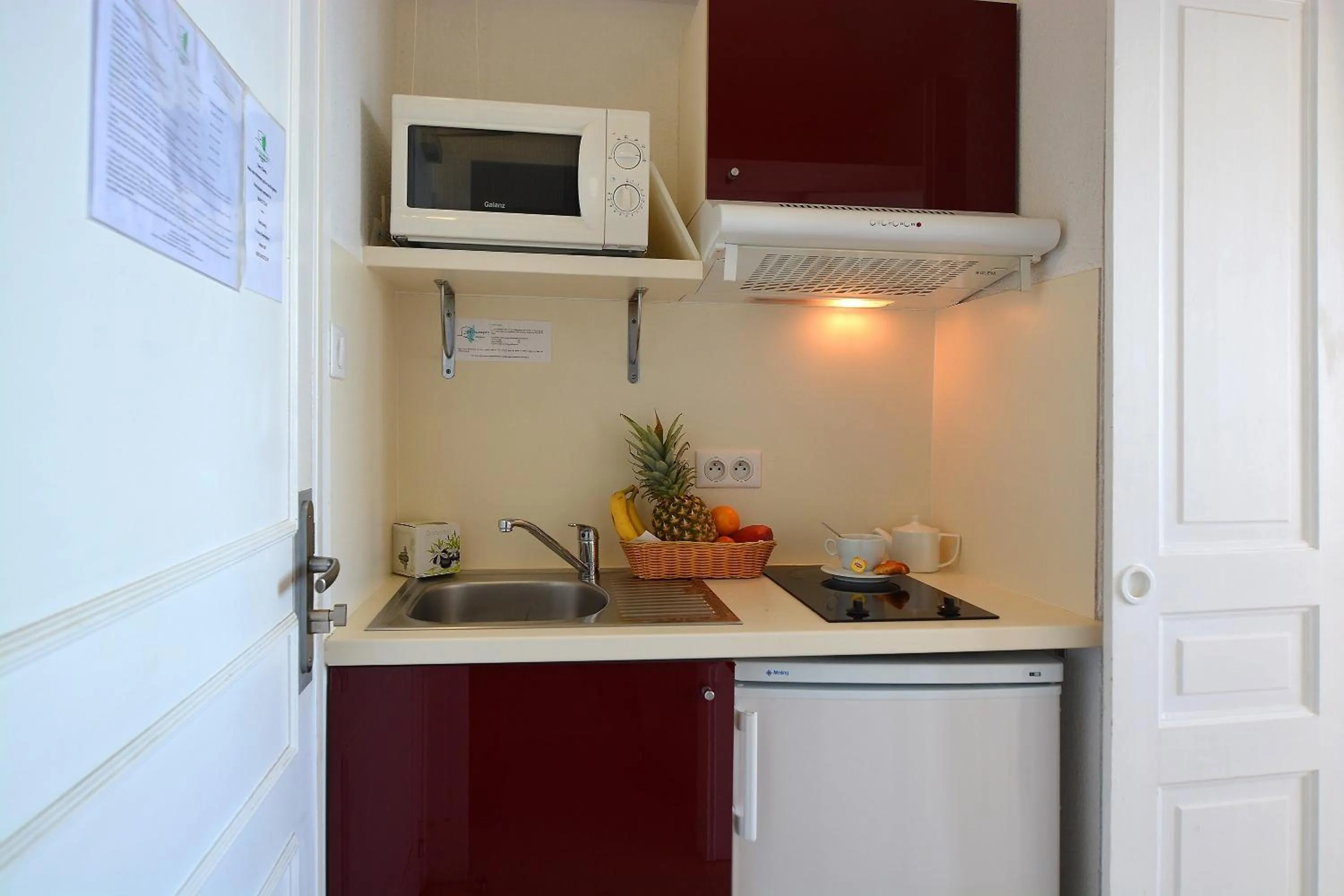 Kitchen or kitchenette in Résidence Les Calanques