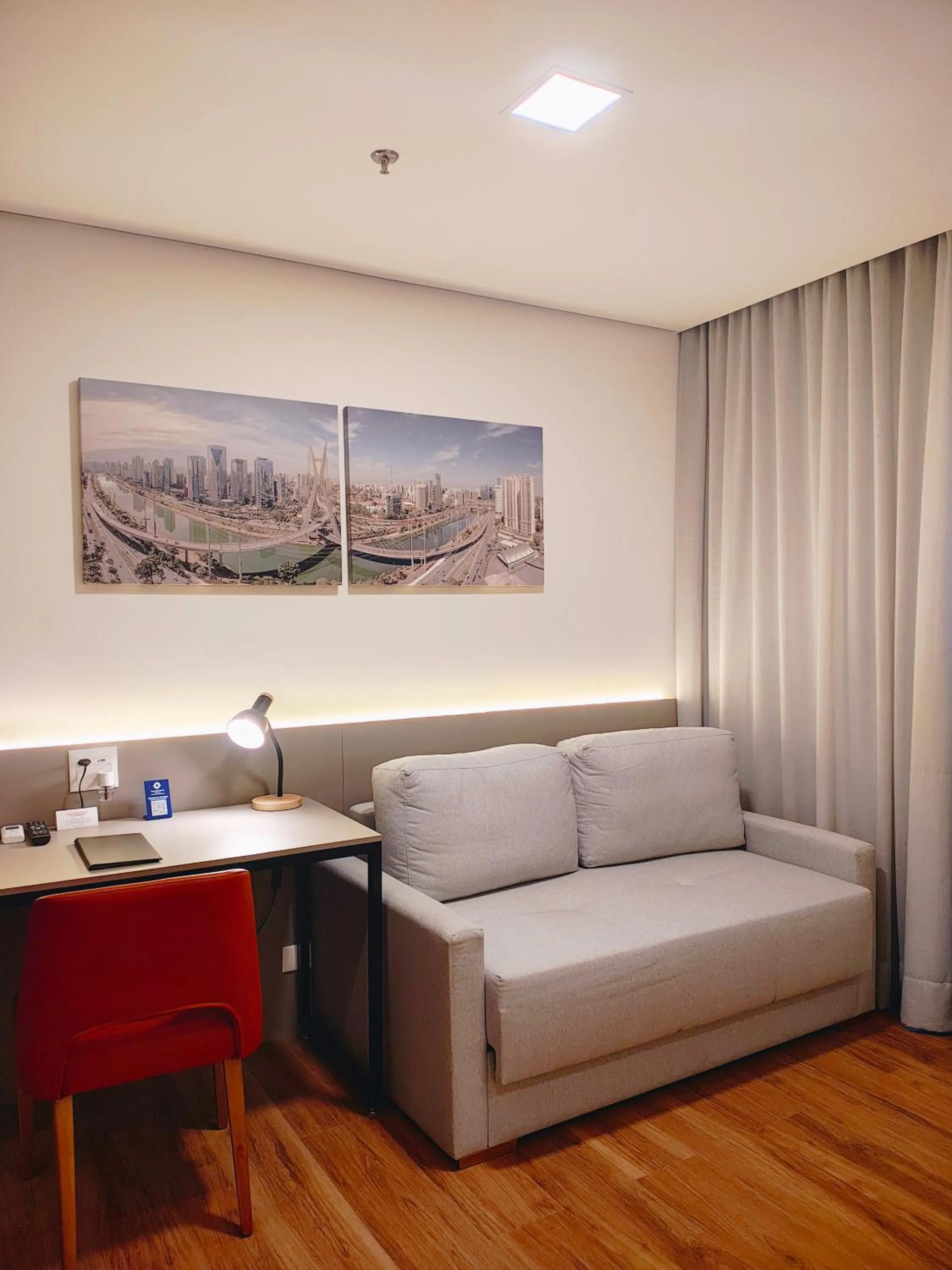 Seating area in Transamerica Executive Chácara Santo Antônio