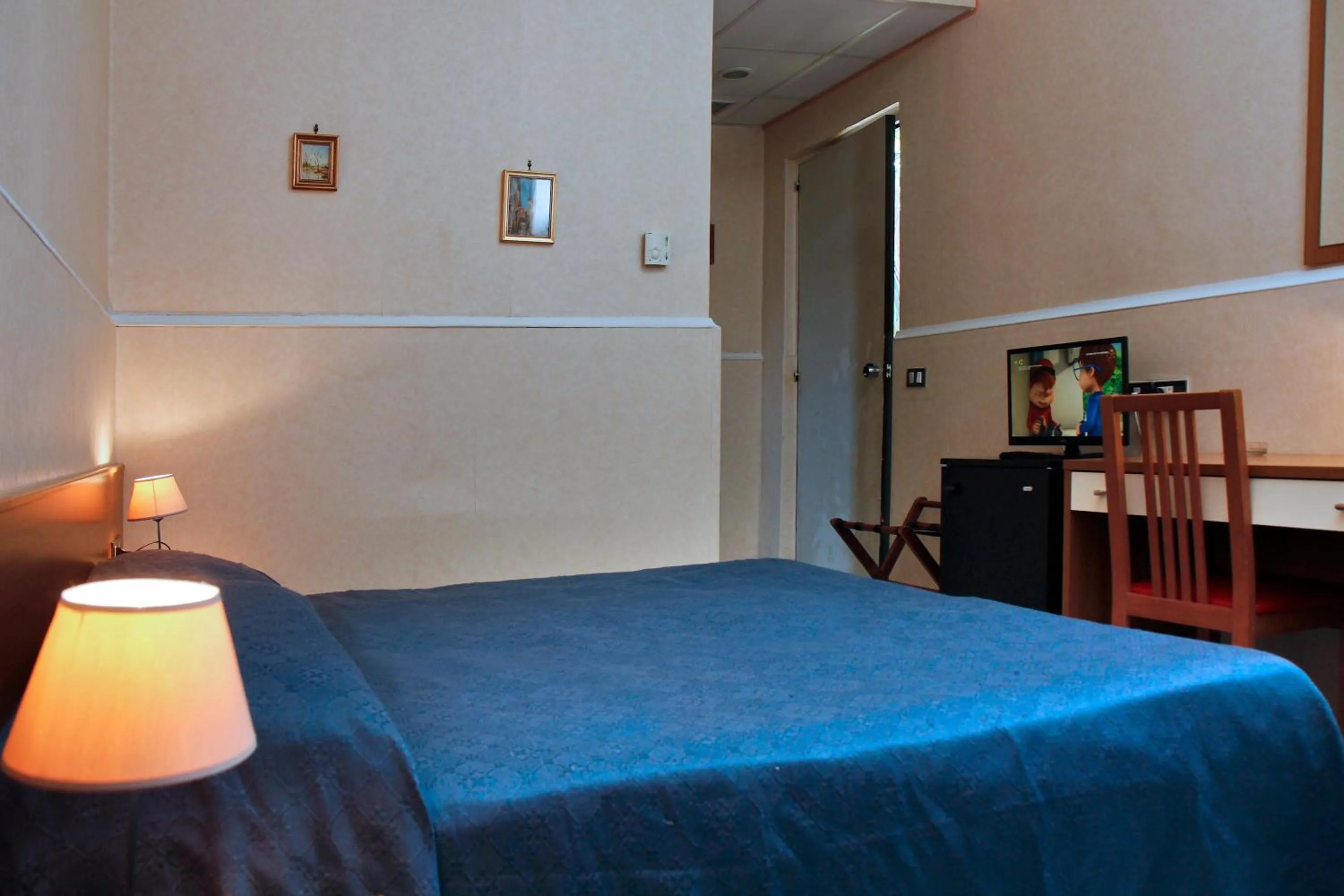 Photo of the whole room, Bed in Hotel B&B Marina