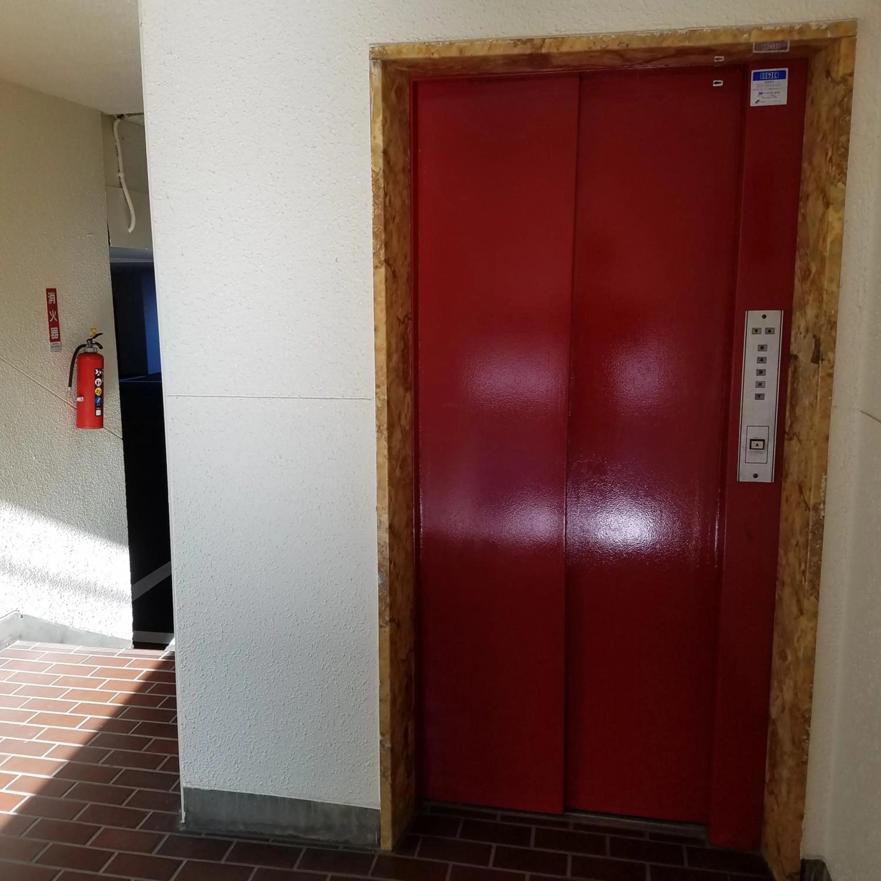 elevator in Weekly Hotel Kokura