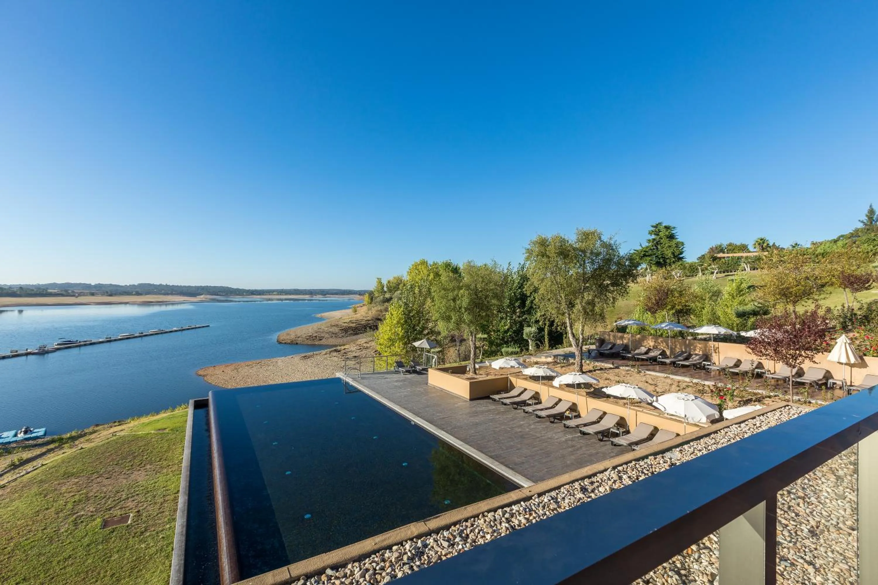 Natural landscape in AP Lago Montargil - Conference & SPA