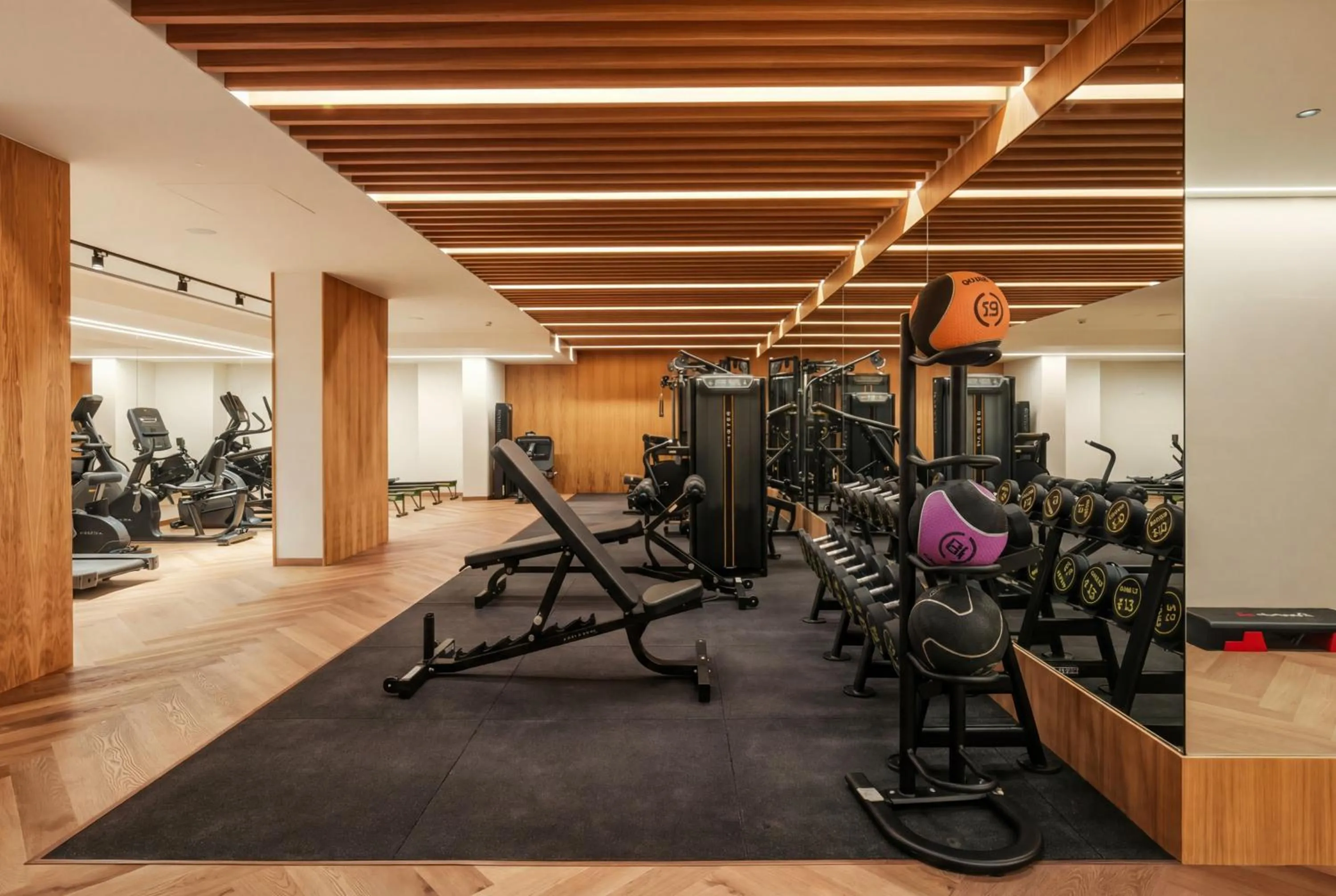 Property building in AP Lago Montargil - Conference & SPA