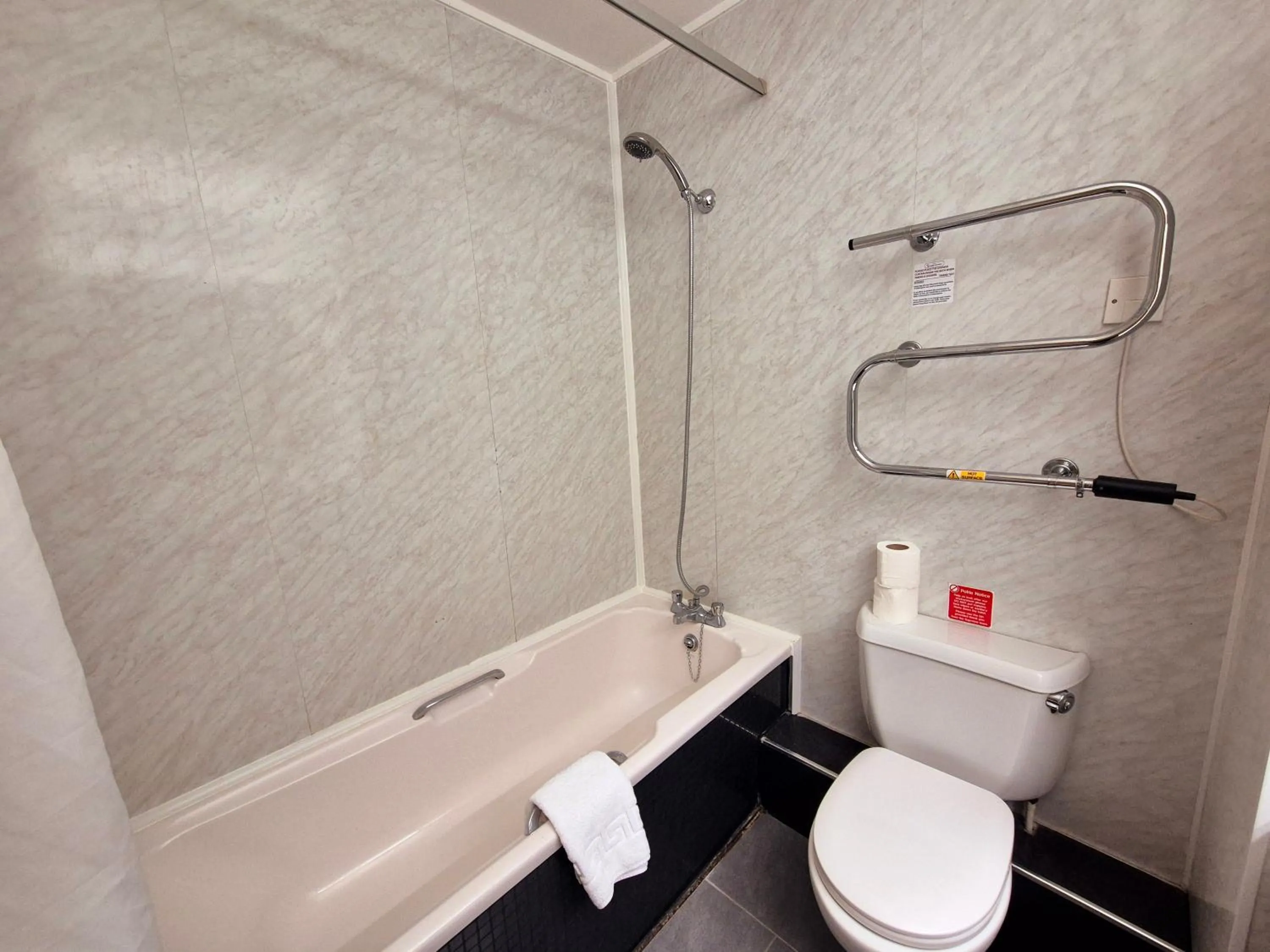 Bathroom in Supreme Inn Boston