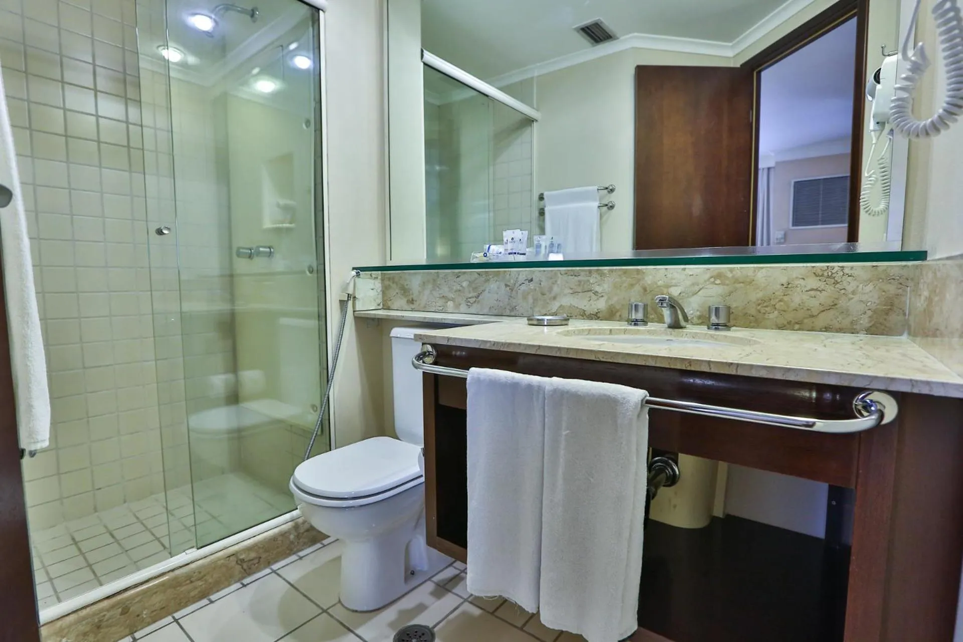 Toilet in Transamerica Prime International Plaza (Paulista)