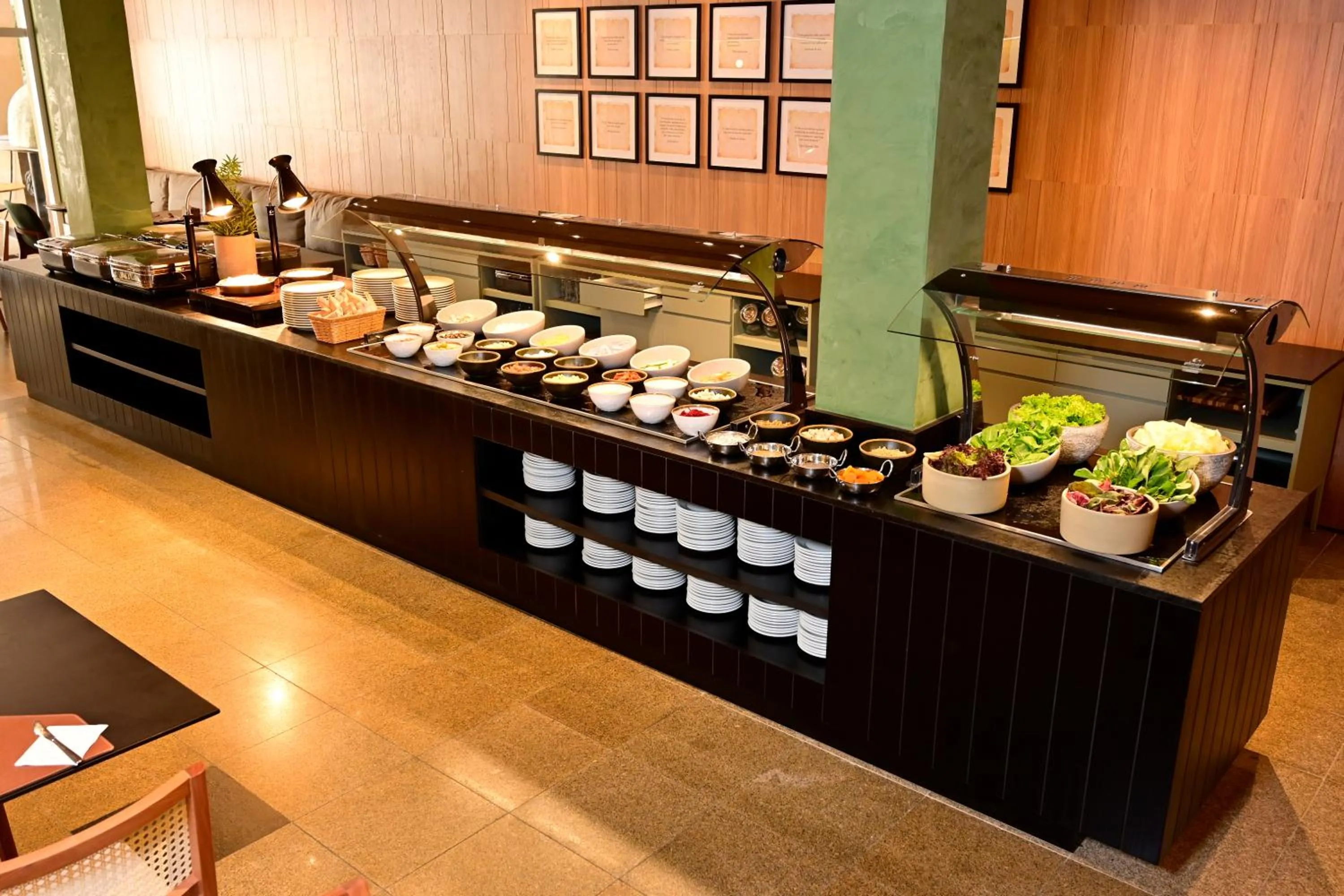 Restaurant/places to eat in Transamerica Prime International Plaza (Paulista)