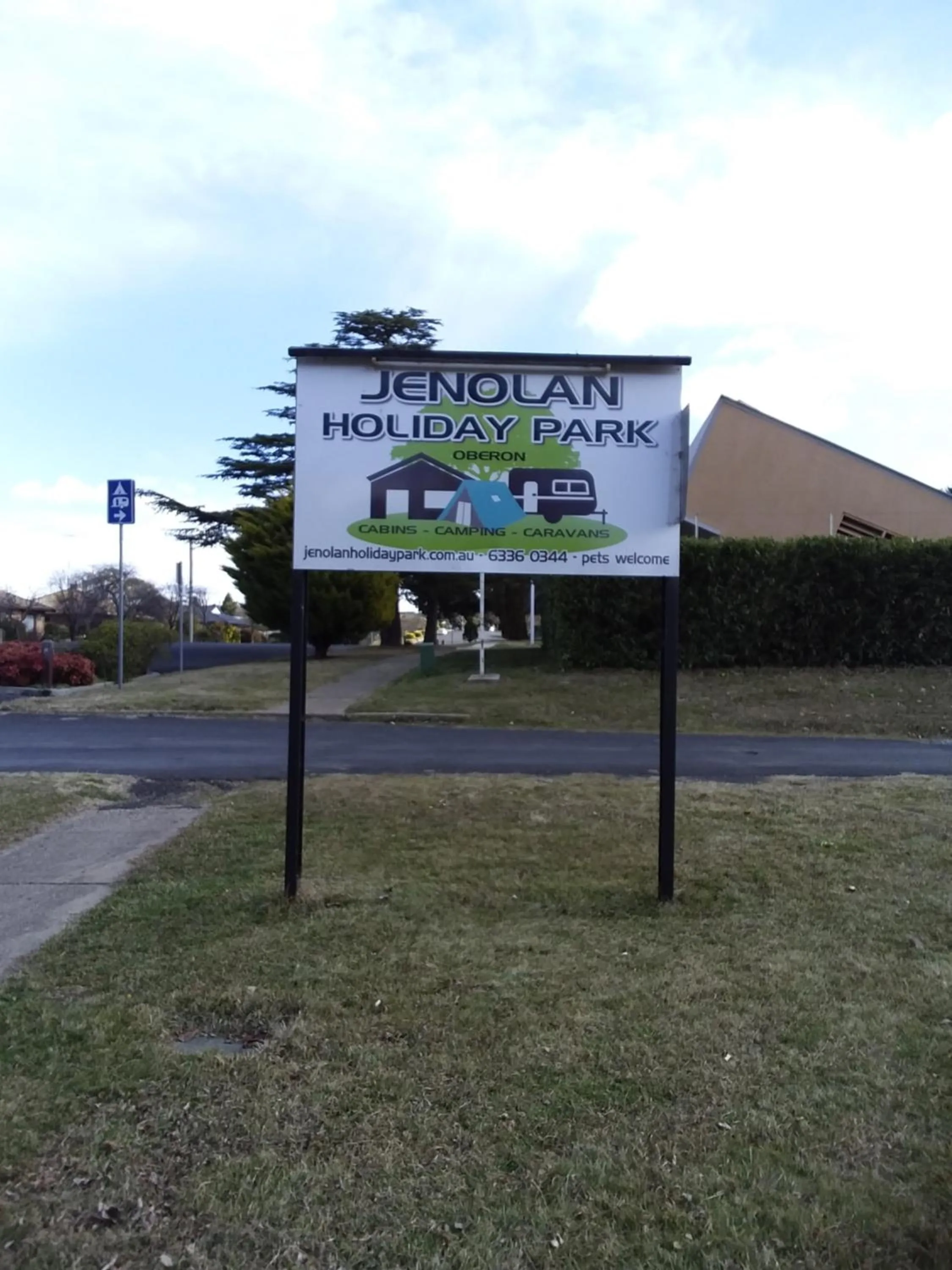 Property logo or sign in Jenolan Holiday Park Oberon