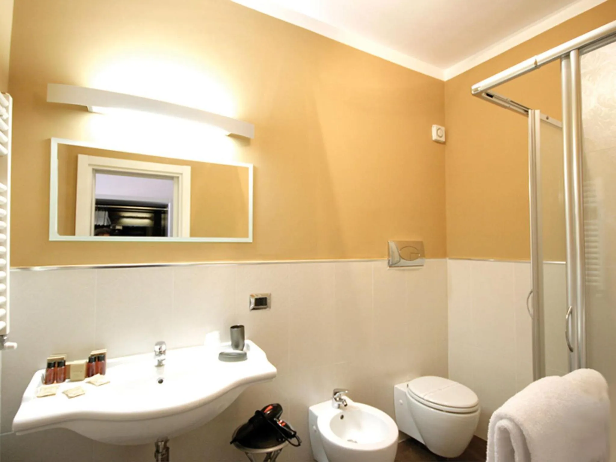 Bathroom in Hotel Bruman