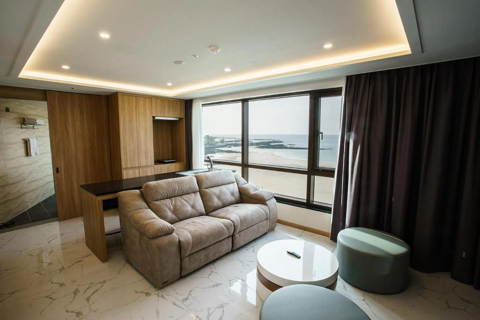 Living room in Utop Ubless Hotel Jeju