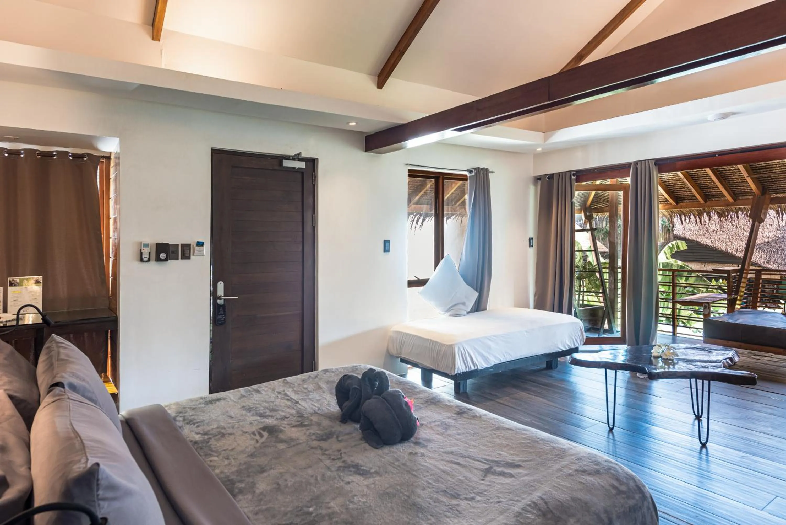 Bed in Siargao Island Villas