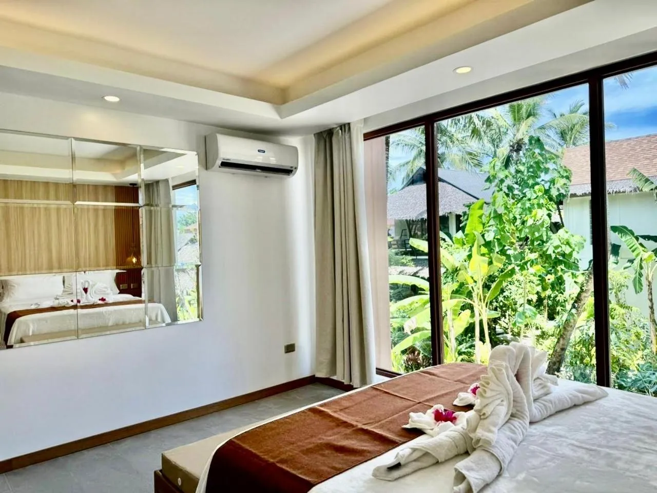 Bed in Siargao Island Villas