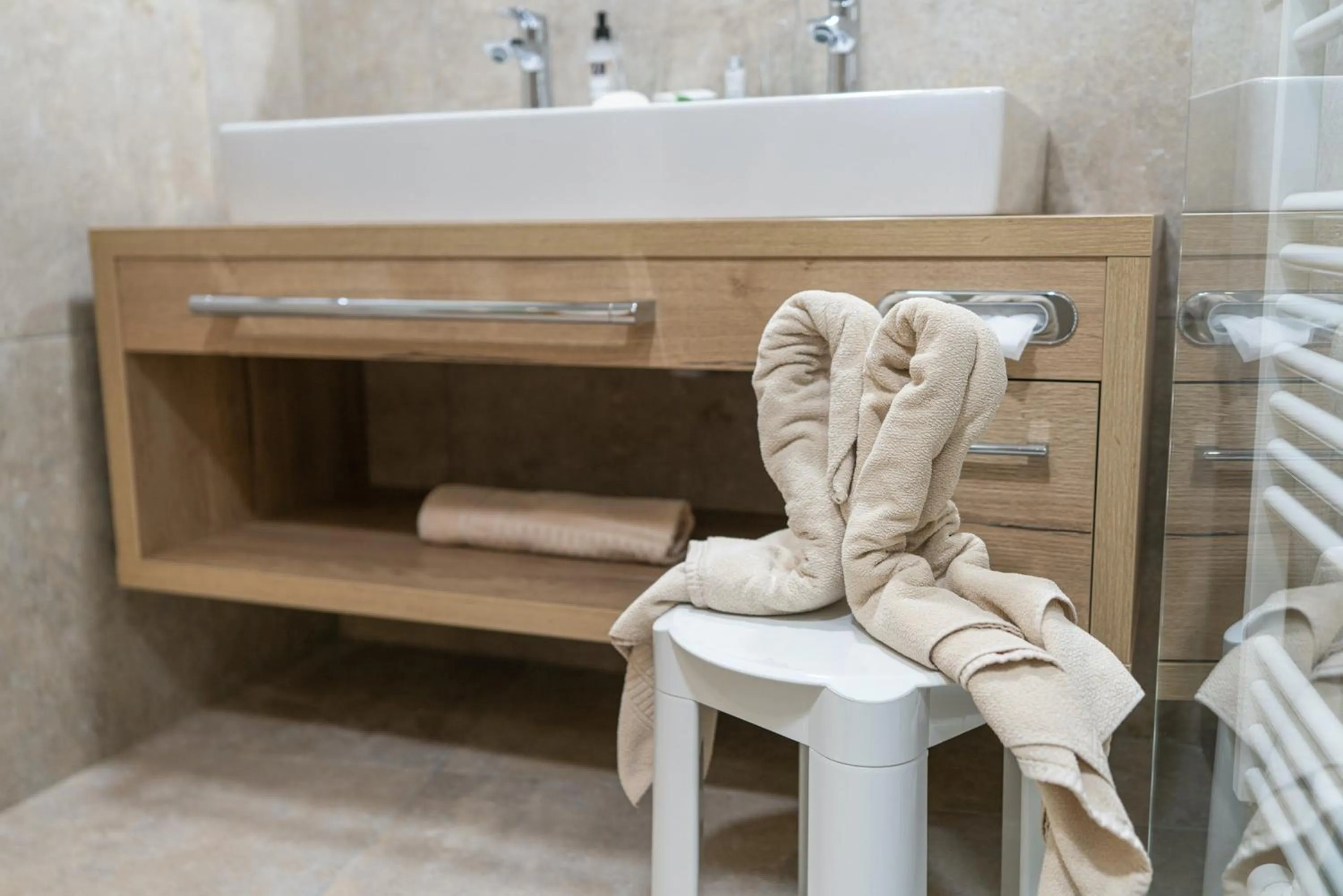 Bathroom in Hotel Gundolf