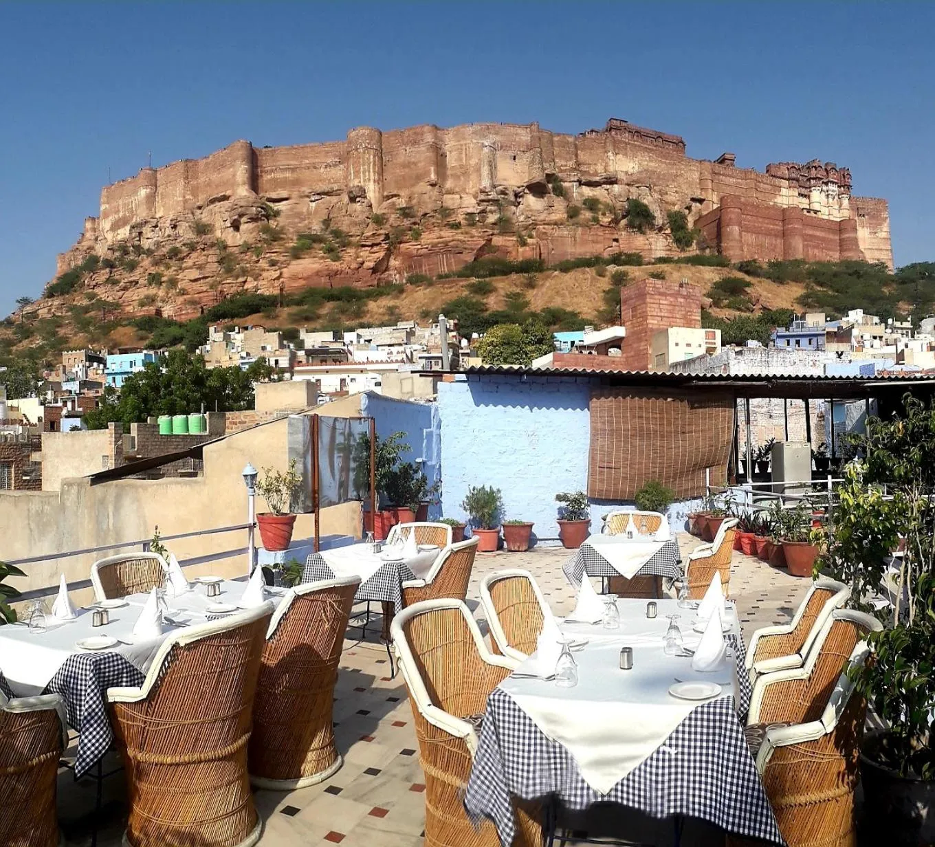 Restaurant/places to eat in Heritage Gouri Haveli