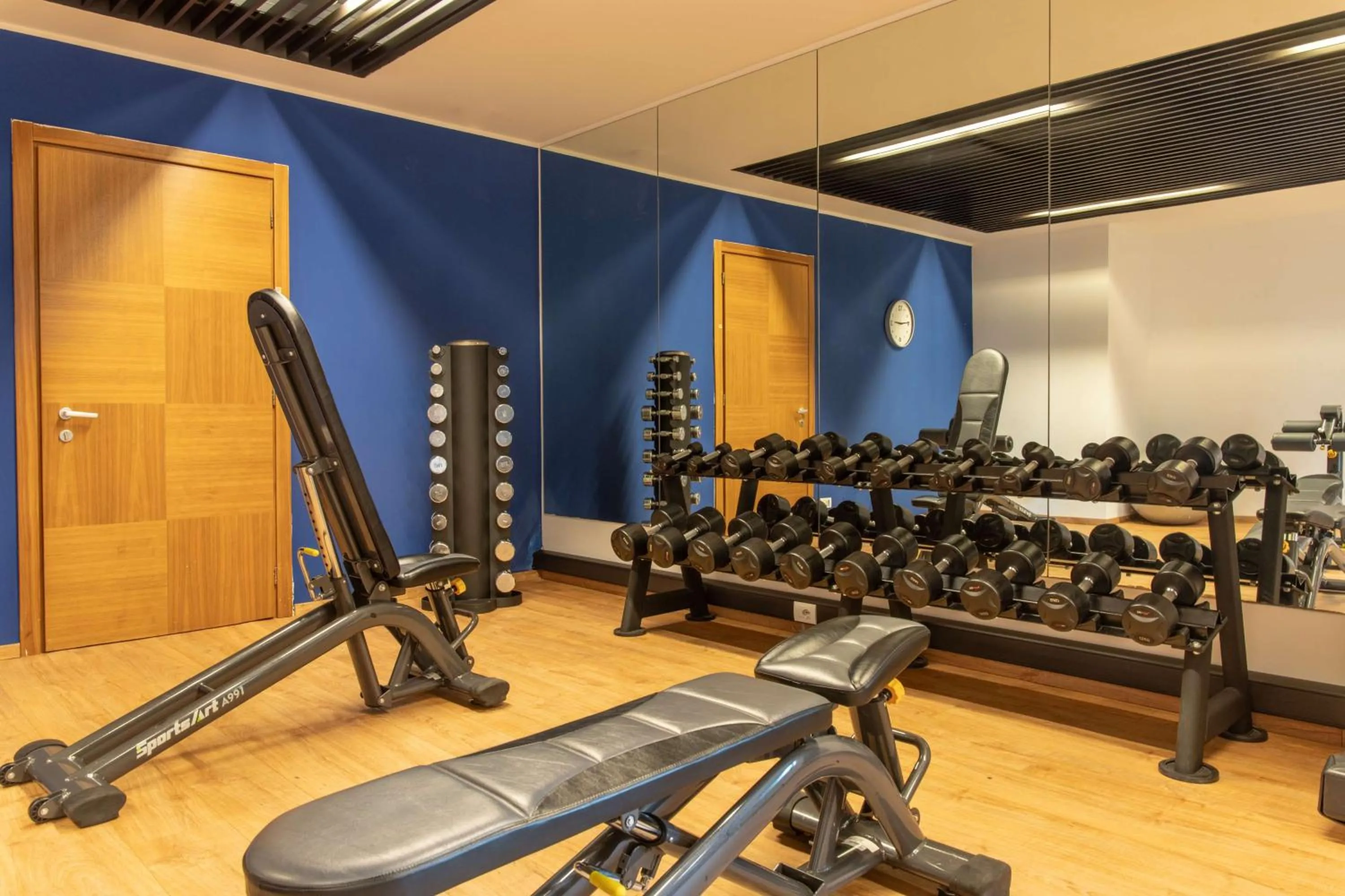 Fitness centre/facilities in Radisson Blu Hotel Milan