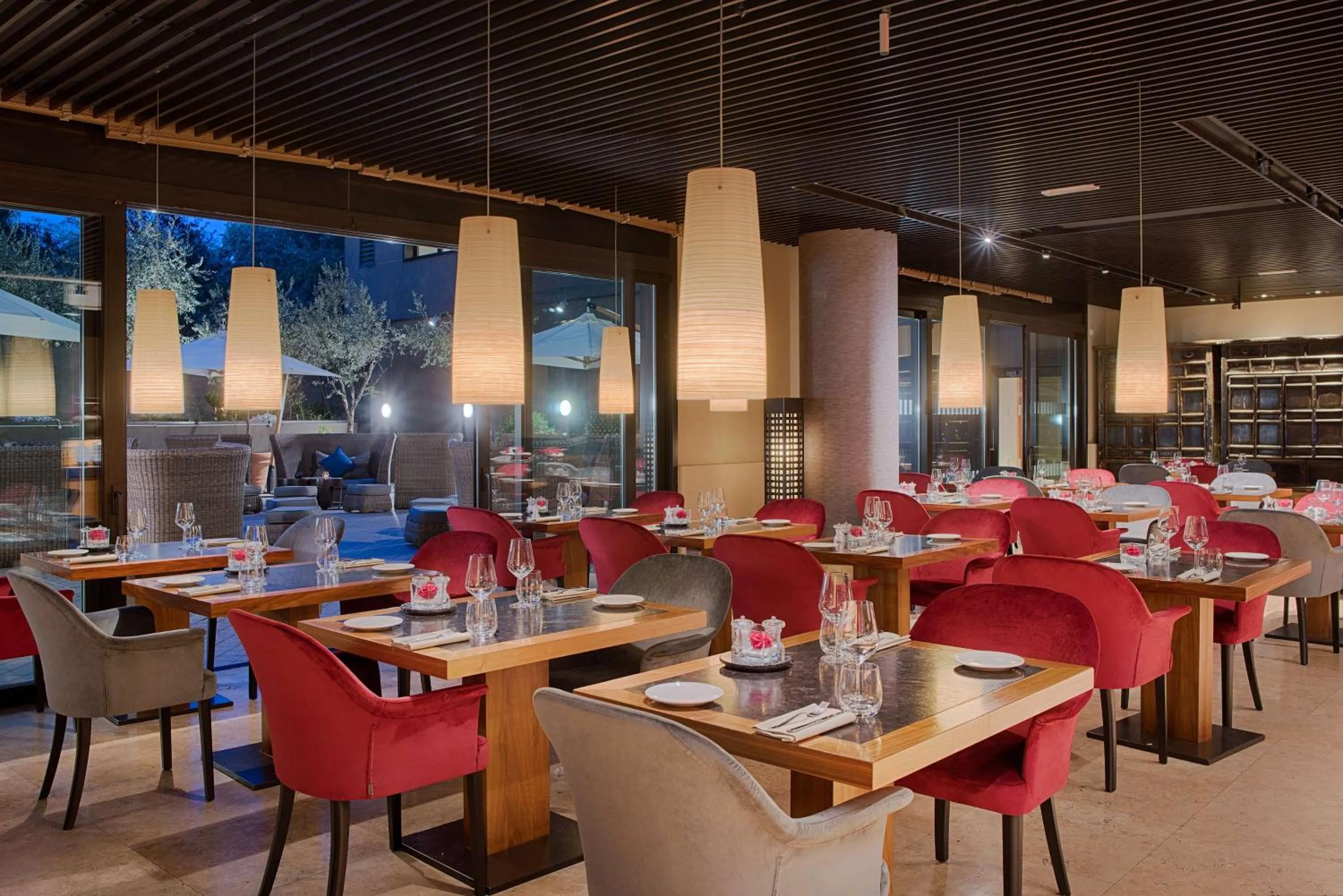 Restaurant/places to eat in Radisson Blu Hotel Milan